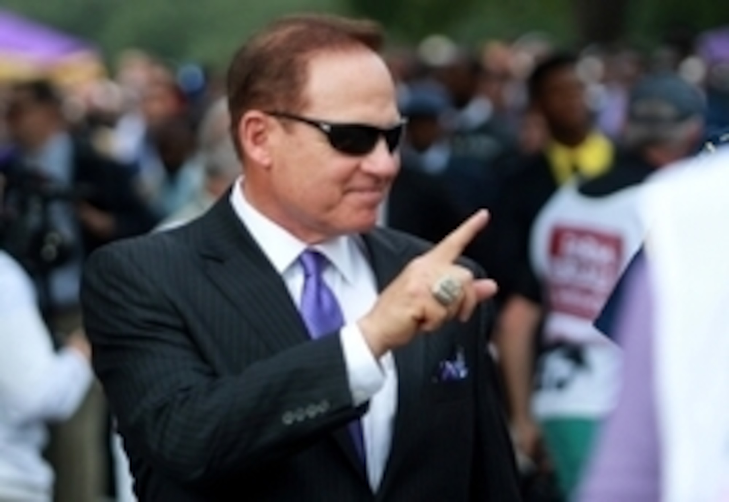 Sep 10, 2016; Baton Rouge, LA, USA;  LSU Tigers head coach Les Miles and the LSU Tigers make their way to Tiger Stadium prior to kickoff against the Jacksonville State Gamecocks. Mandatory Credit: Crystal LoGiudice-USA TODAY Sports