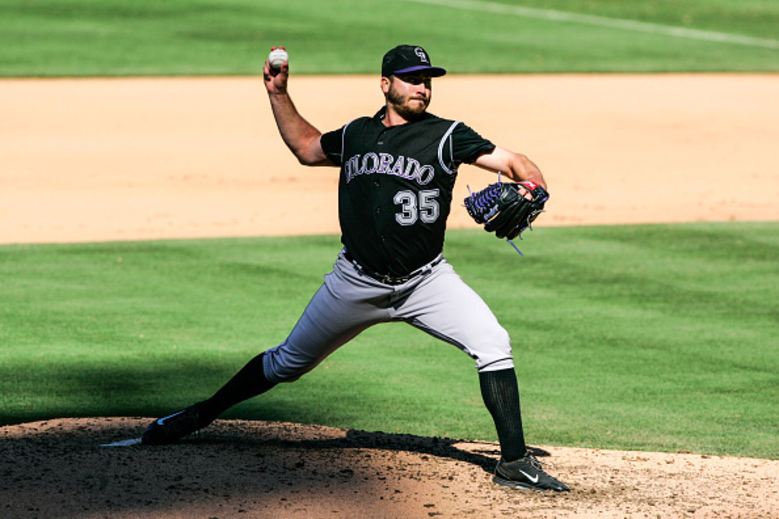 SAN DIEGO, CA - SEPTEMBER 11:  Chad Bettis #35 of the Colorado Rockies pitches the ball in the 7th inning againt the San Diego Padres at PETCO Park on September 11, 2016 in San Diego, California.  (Photo by Kent Horner/Getty Images)