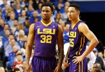 Craig Victor (32) and Ben Simmons