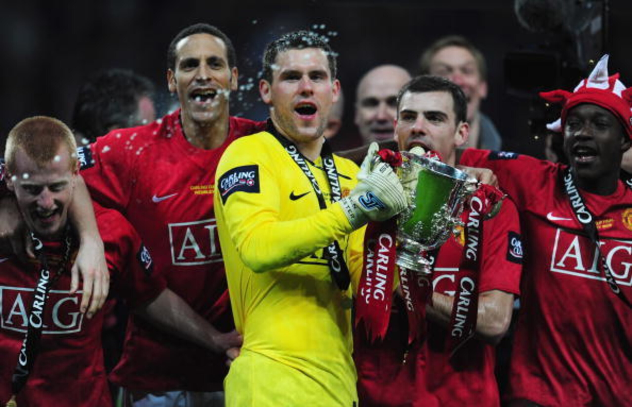 Ben Foster celebrates with his team-mates after United won the League Cup in 2009.