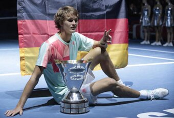 Alexander Zverev poses with the winning trophy at the 2016 St. Petersburg Open.
