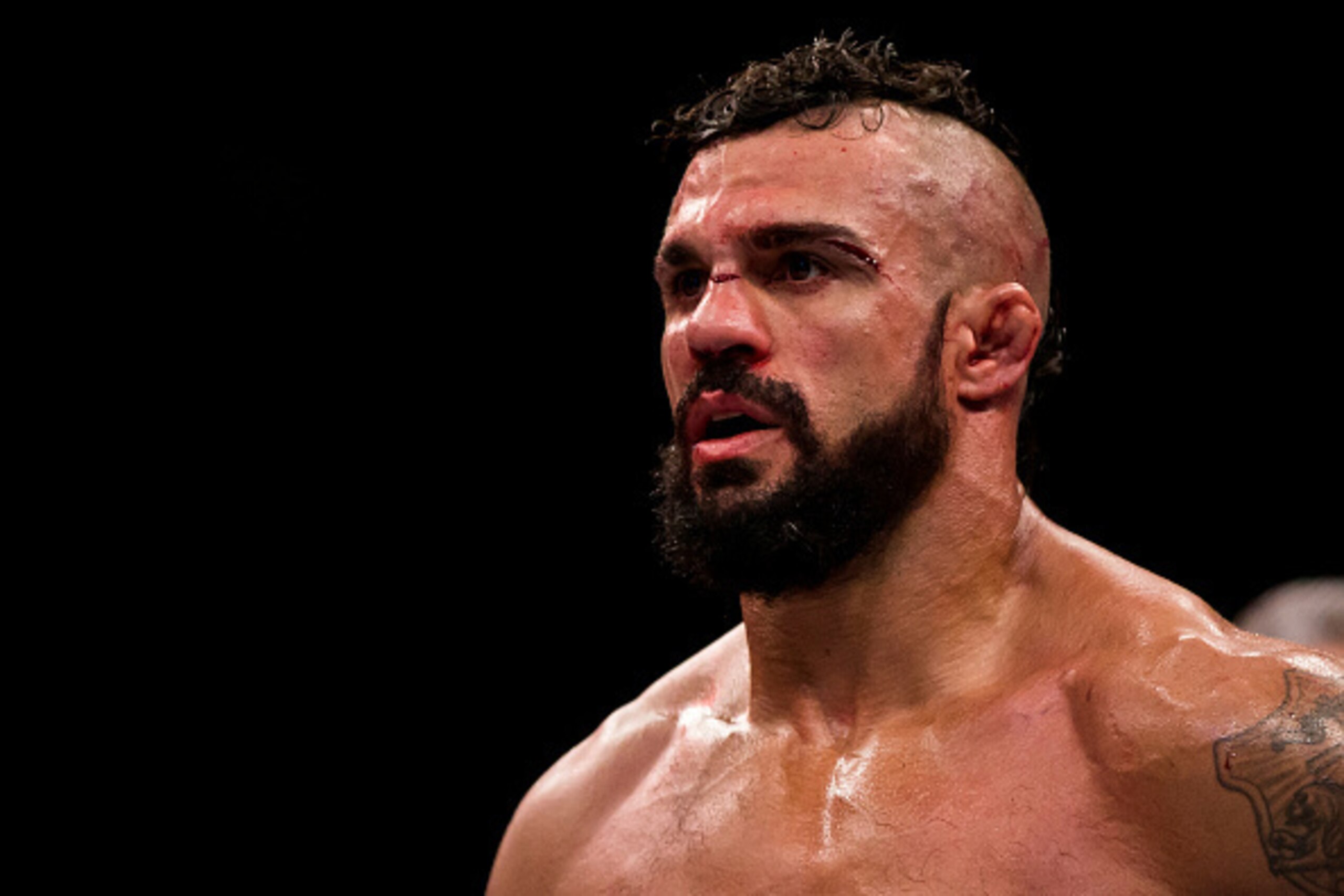 Belfort takes on Mousasi in the co-main event.
