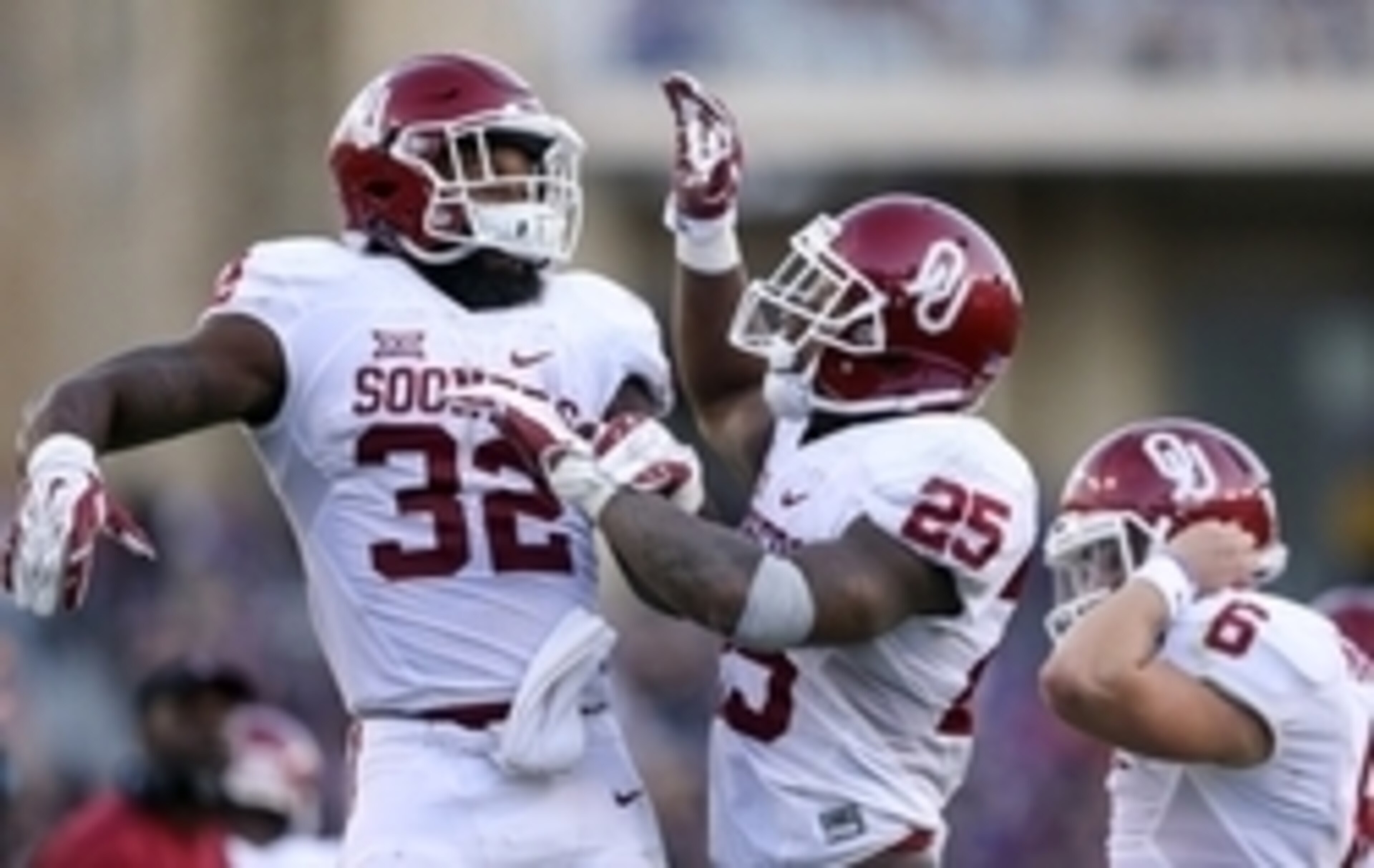Oklahoma RBs Samaje Perine (left) and Joe Mixon Oklahoma RBs Samaje Perine (left) and Joe Mixon