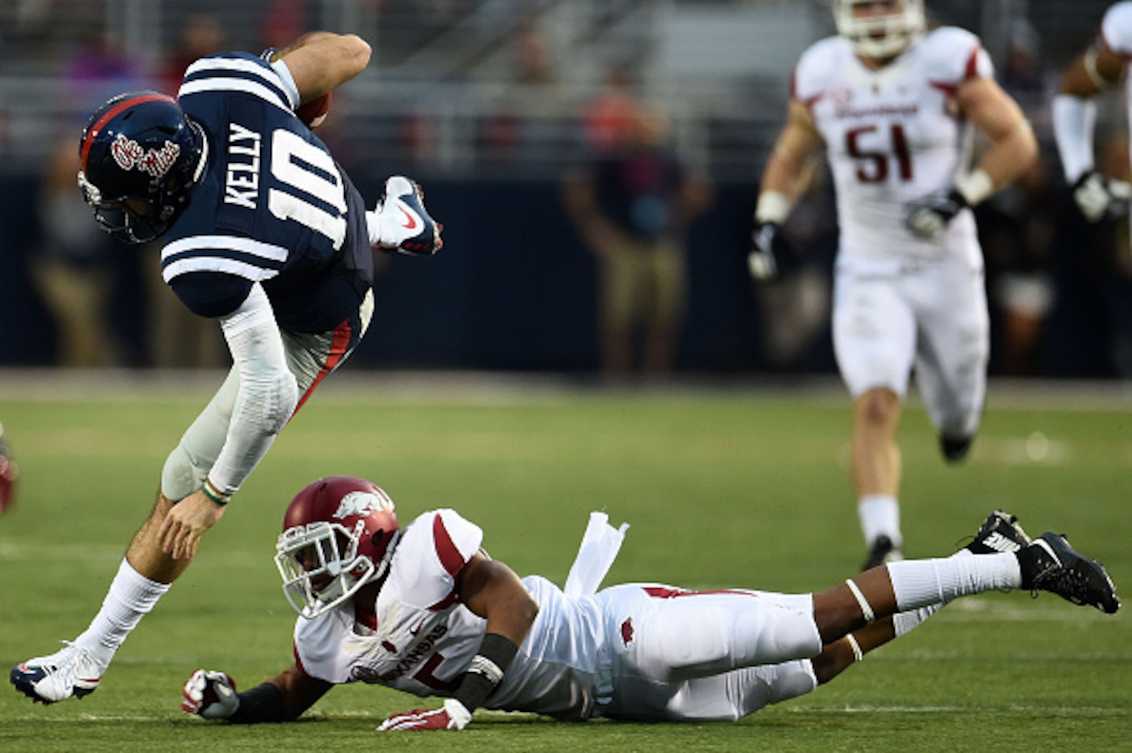 Last year's Arkansas-Ole Miss game featured 105 points and 1,195 yards of offense. Last year's Arkansas-Ole Miss game featured 105 points and 1,195 yards of offense.