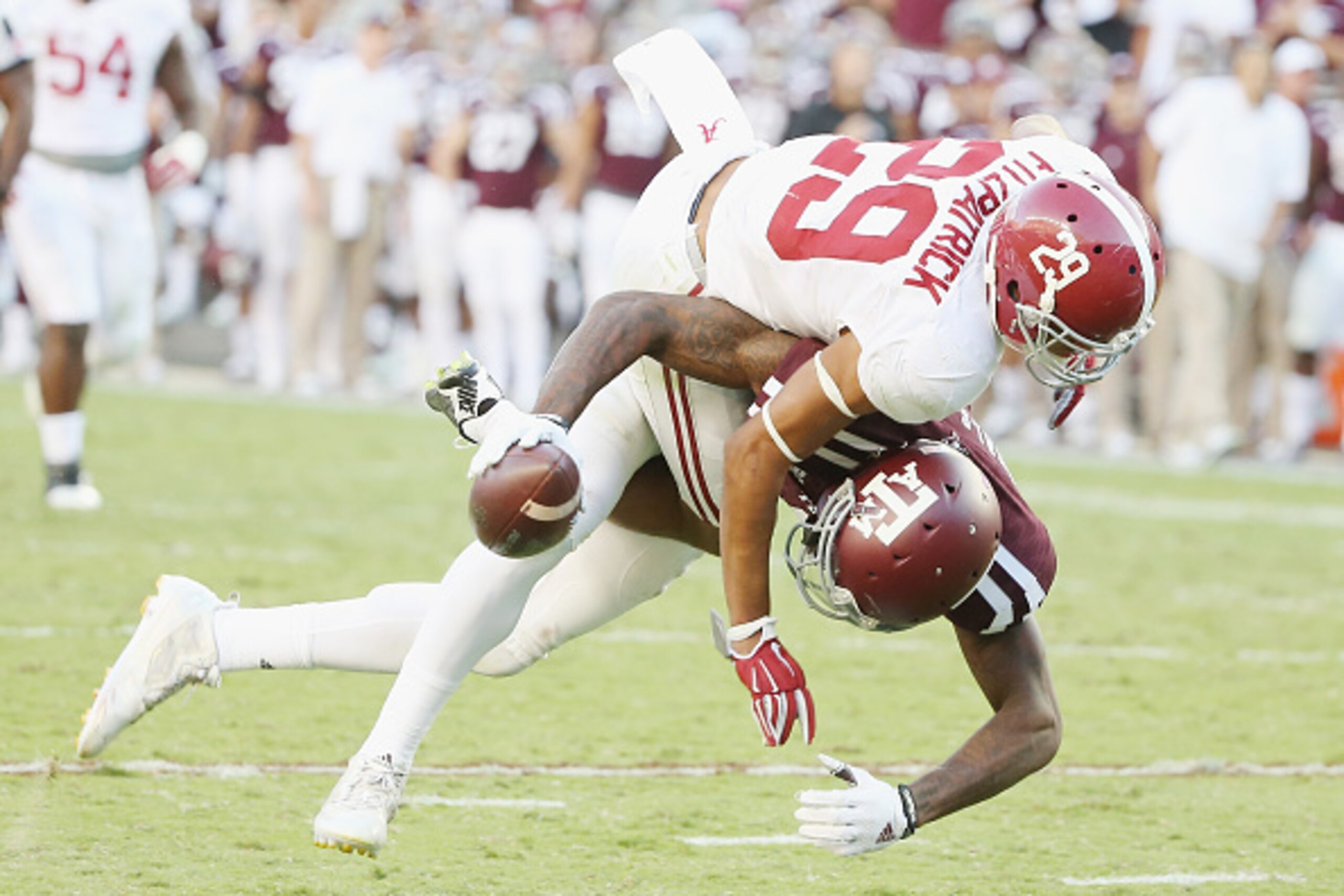 Alabama will look to smother Texas A&M and take a commanding lead in the SEC West on Saturday.
