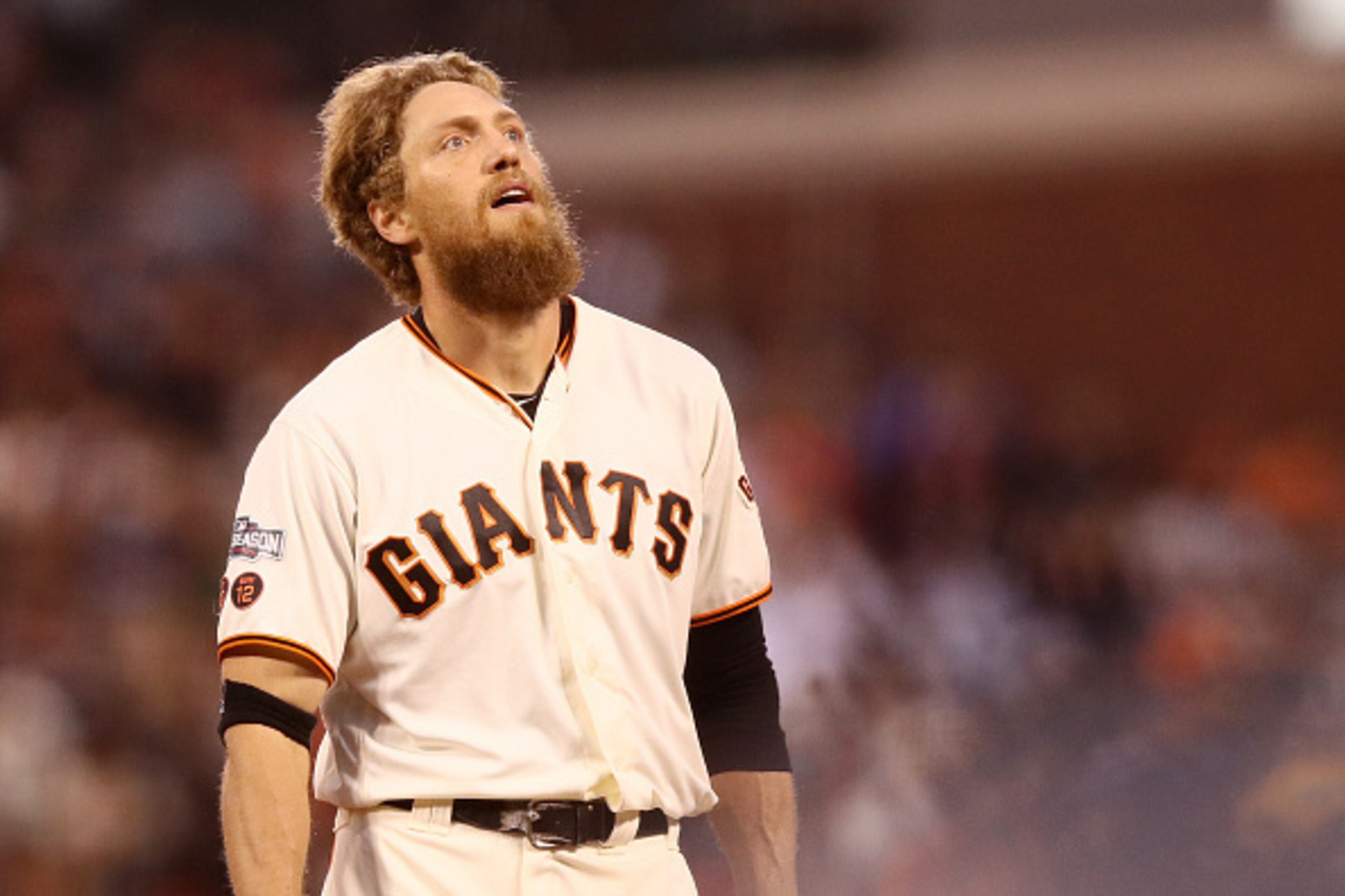Hunter Pence is stuck in a slump while dating Stephanie Tanner in 'Fuller House'.