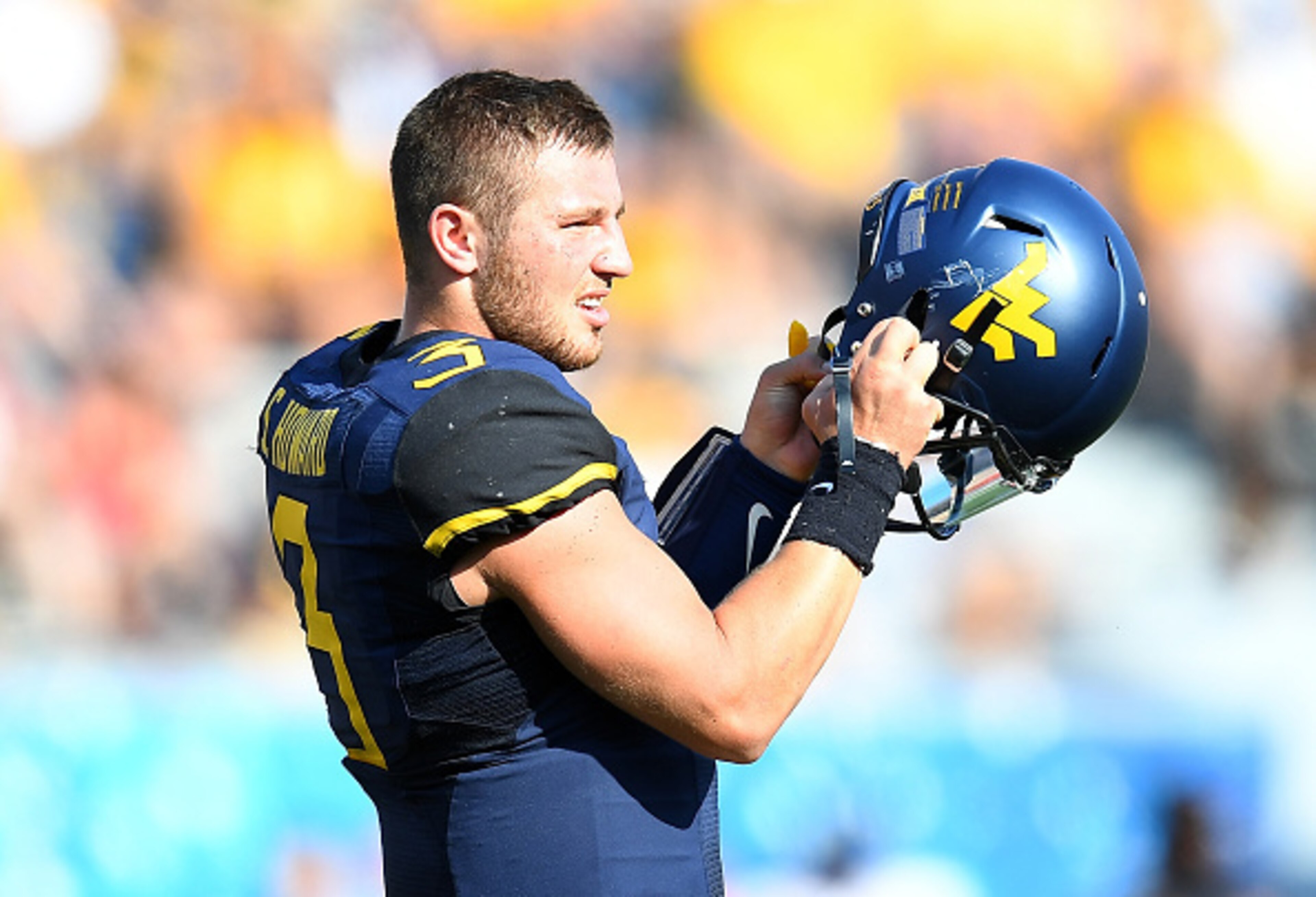 West Virginia QB Skyler Howard