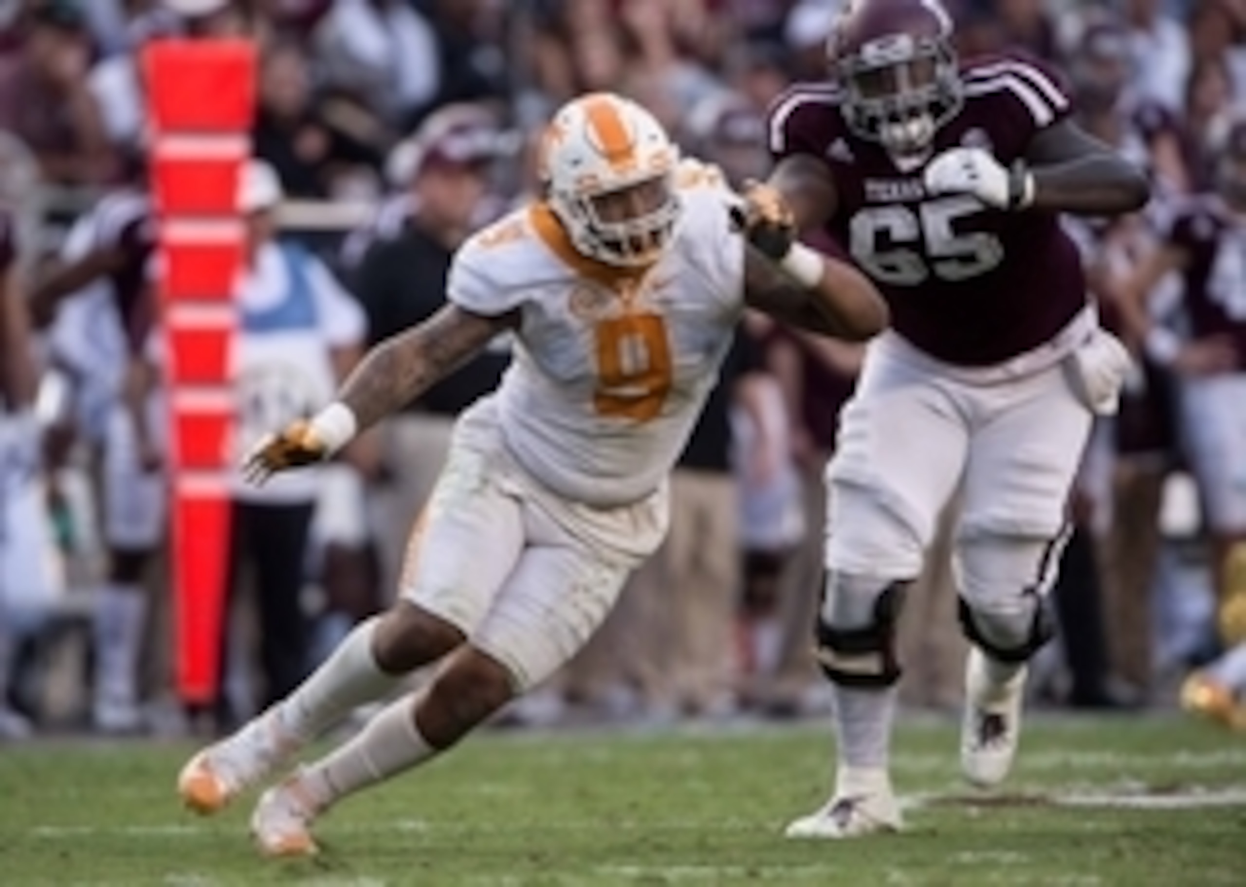 Tennessee DE Derek Barnett