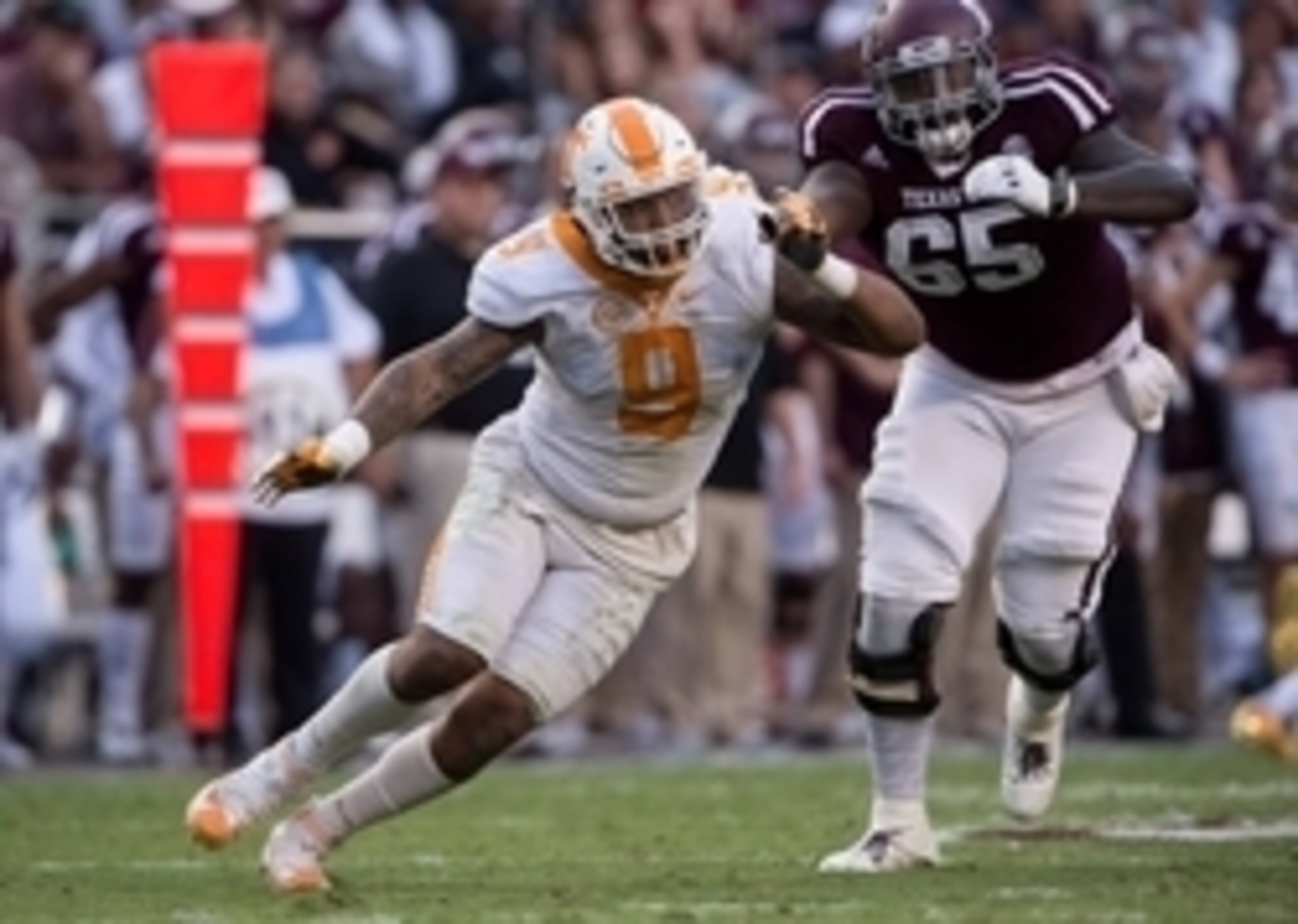 Tennessee DE Derek Barnett Tennessee DE Derek Barnett