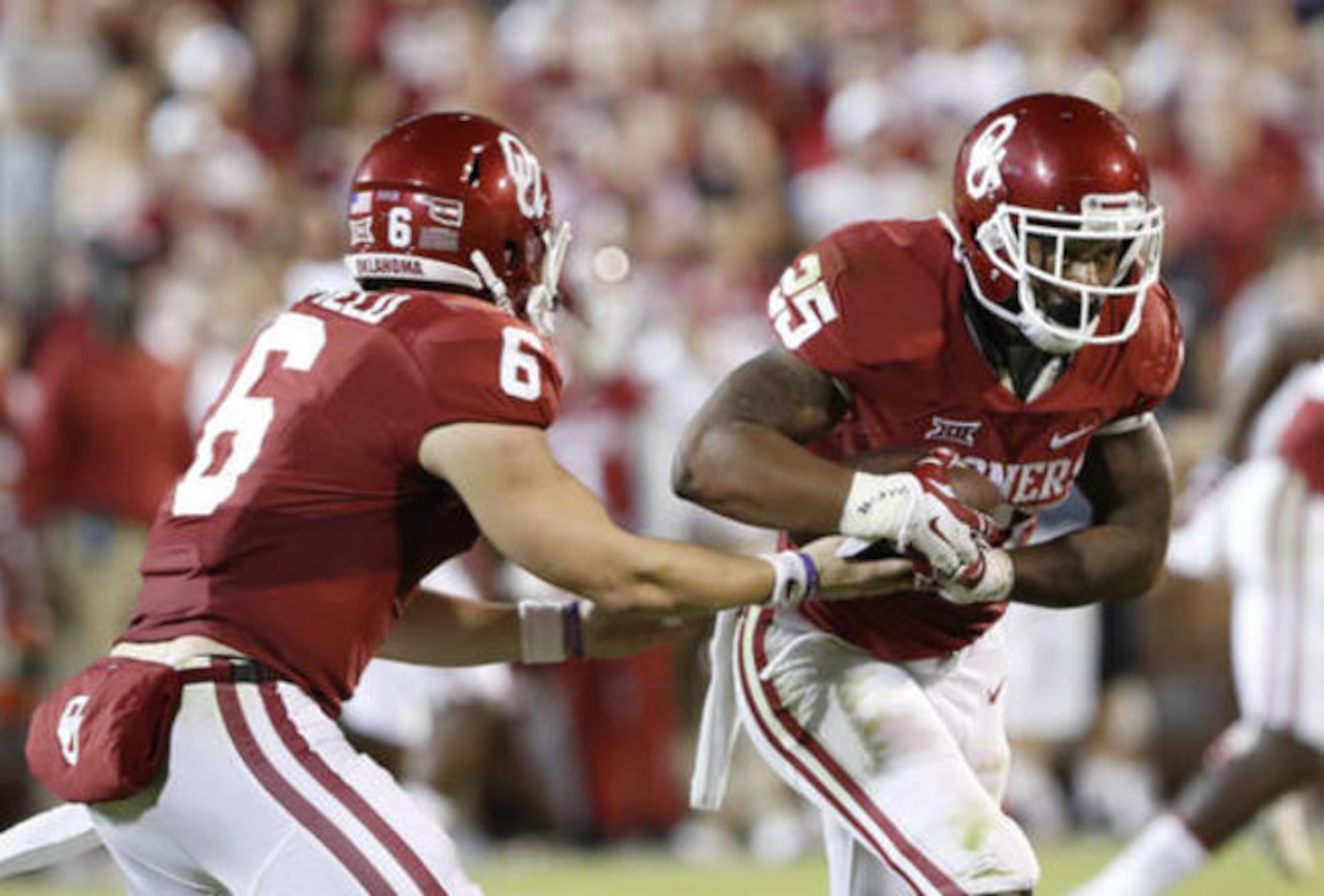 Joe Mixon is averaging 194.8 all-purpose yards per game, third-most in FBS.