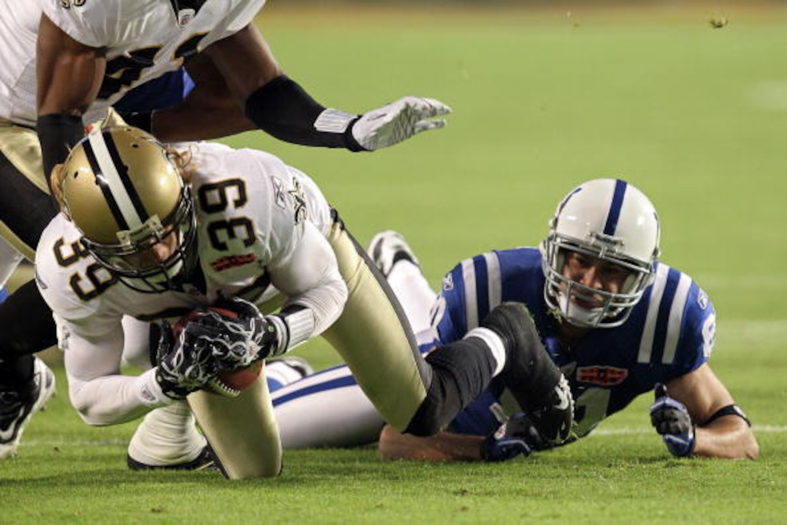 The New Orleans Saints surprised the Indianapolis Colts with an onside kick to open Super Bowl XLIV's second half.