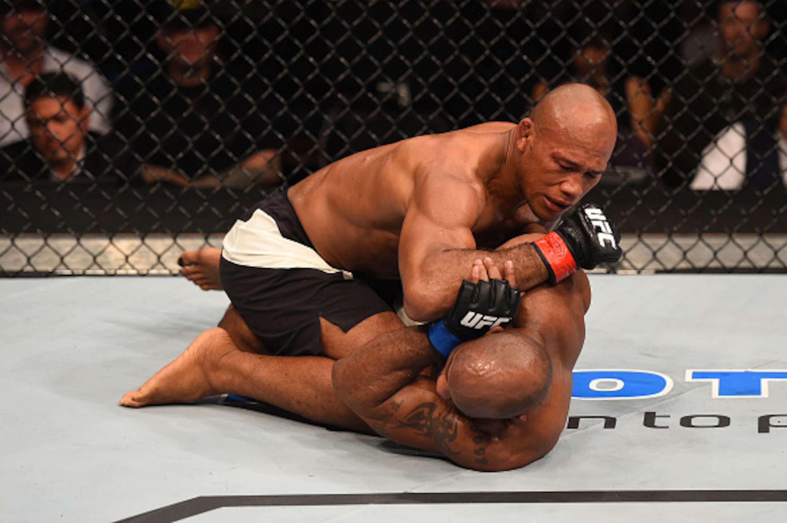 Romero went into survival mode against Ronaldo Souza.