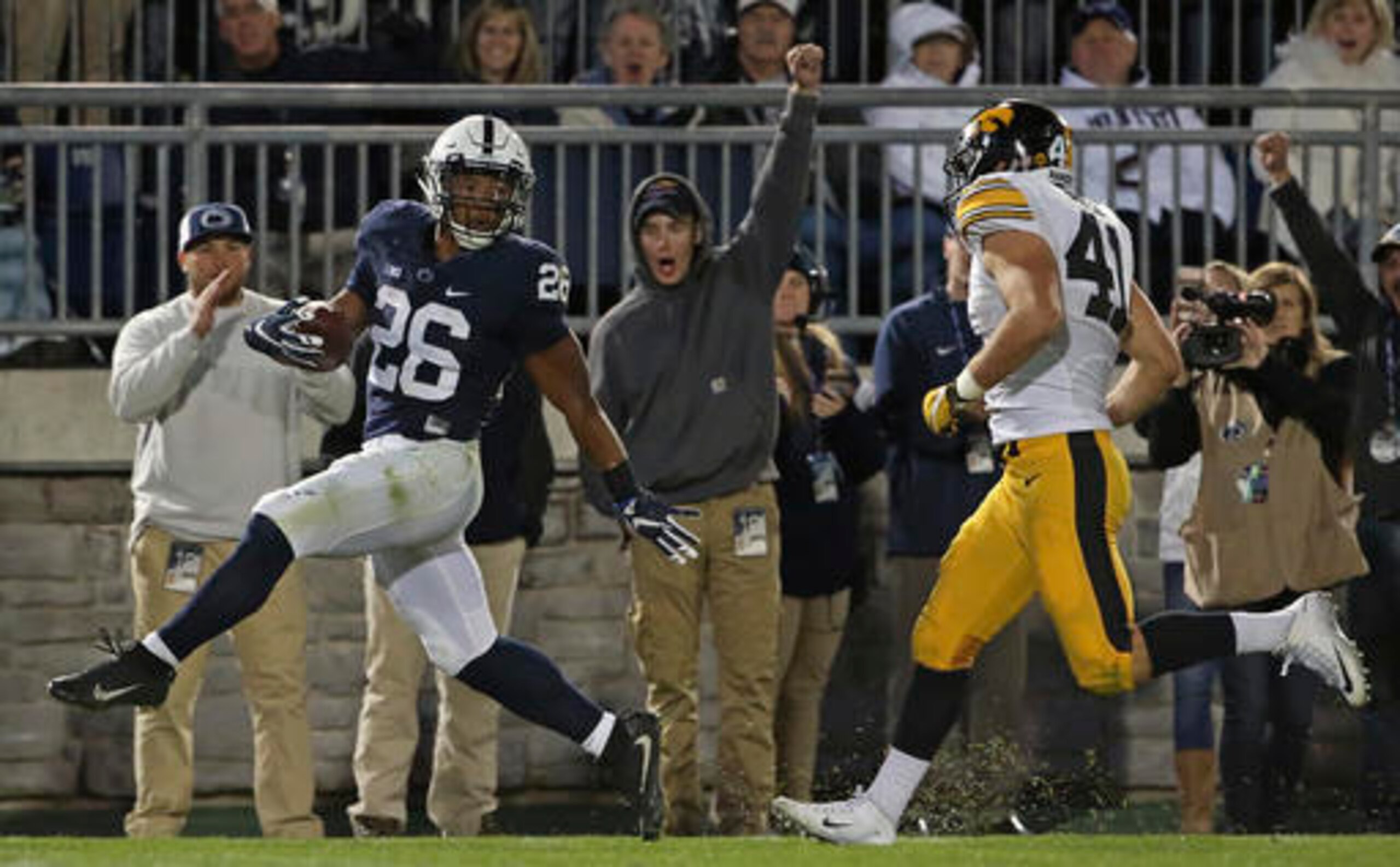 Saquon Barkley and Penn State waltzed past Iowa.