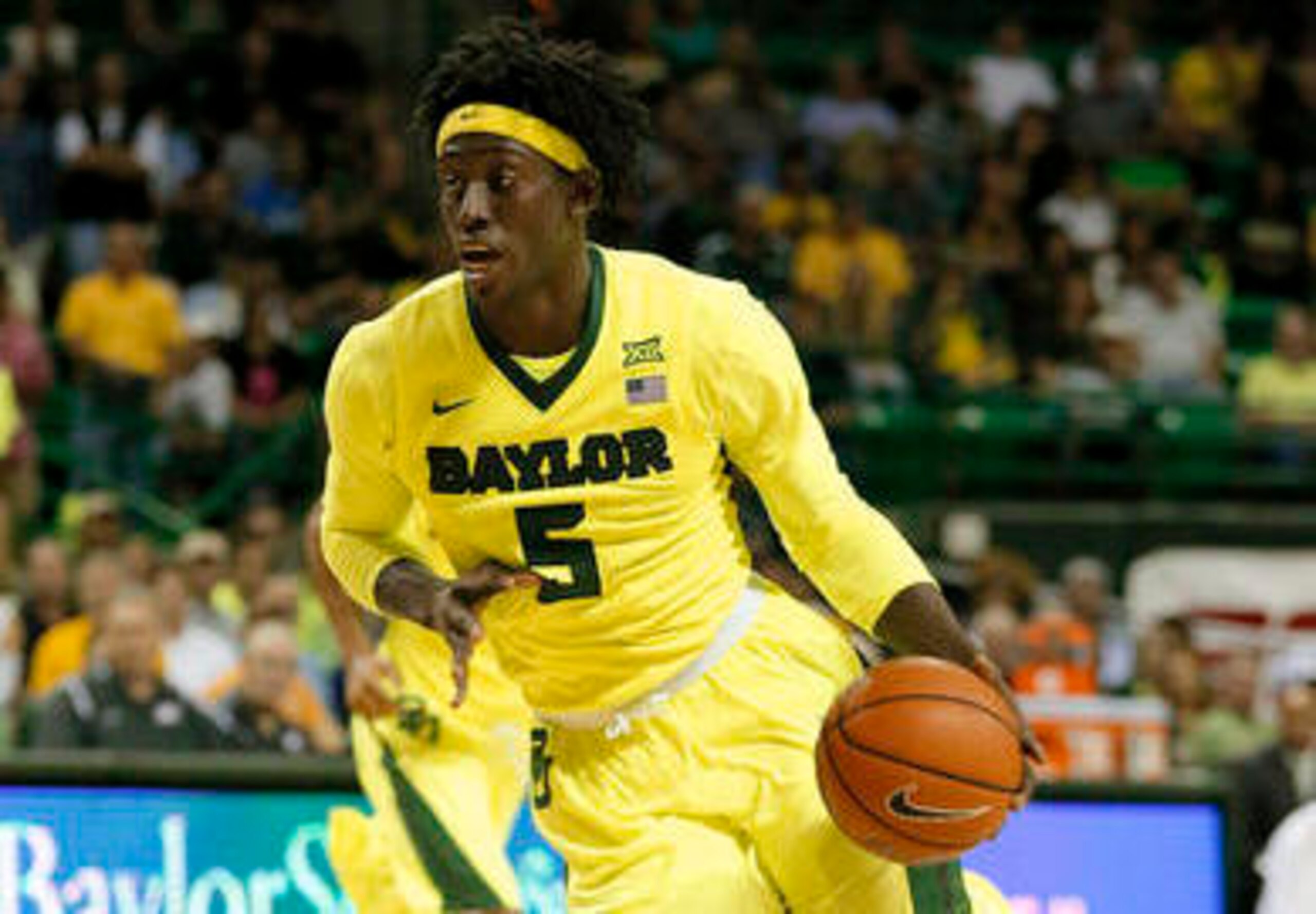 Johnathan Motley is making an early push for Wooden Award consideration.