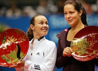 Martina Hingis and Ana Ivanovic pose during the trophy ceremony for the 2007 Pan Pacific tournament.