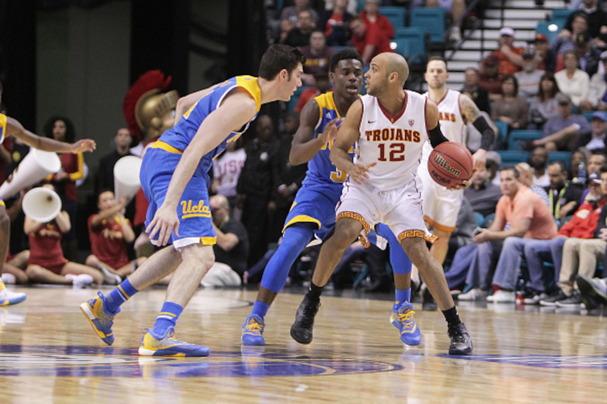 UCLA and USC both remain undefeated early in the college basketball season.