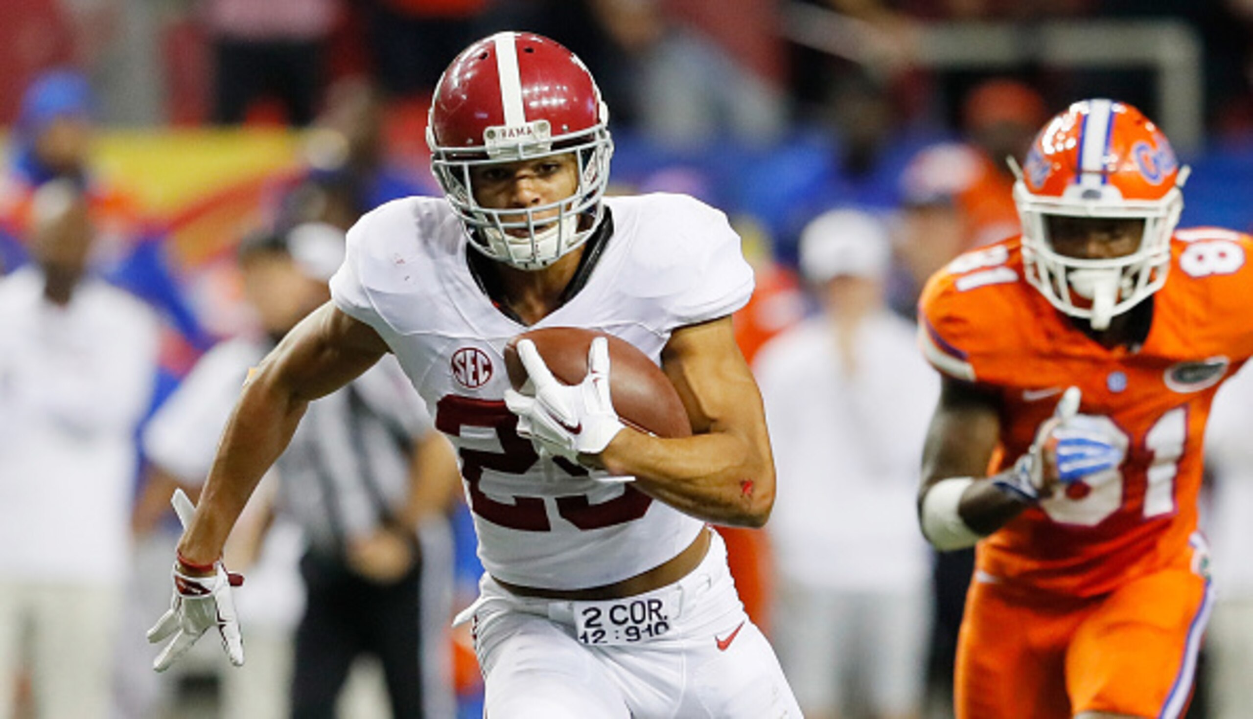 Minkah Fitzpatrick returned an interception for a 'Bama touchdown.