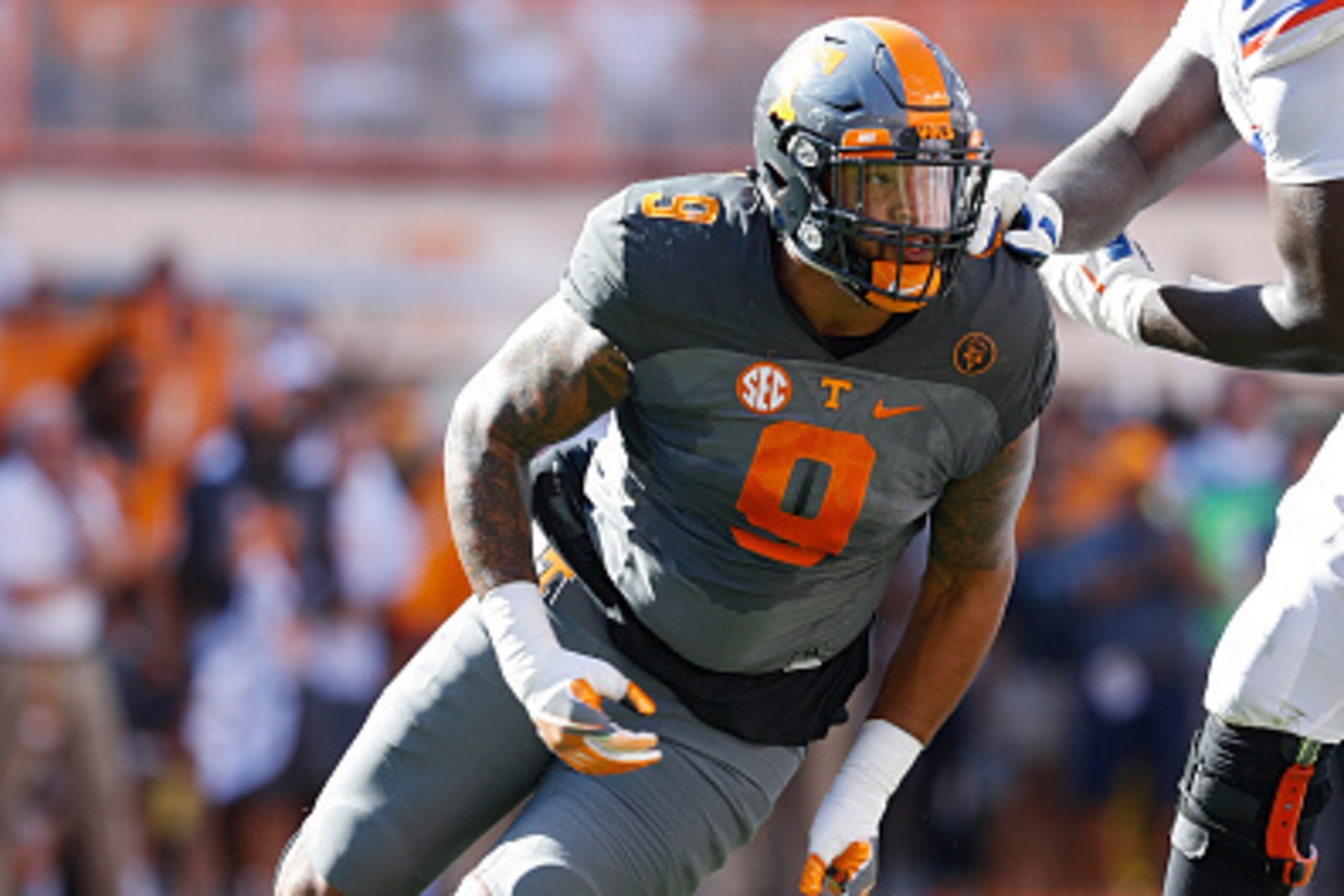 Tennessee DE Derek Barnett