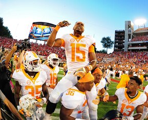 Jauan Jennings lifted Tennessee to a wild win over Georgia.