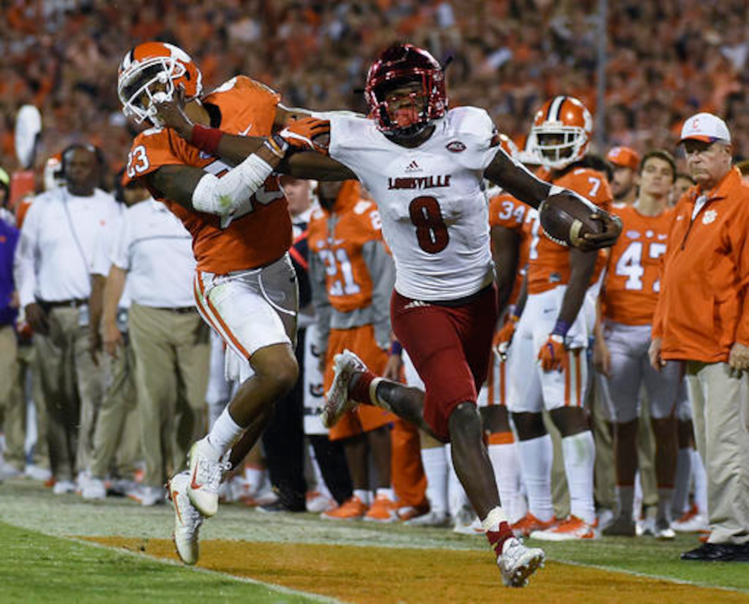 Lamar Jackson and Louisville came up just short against Clemson.