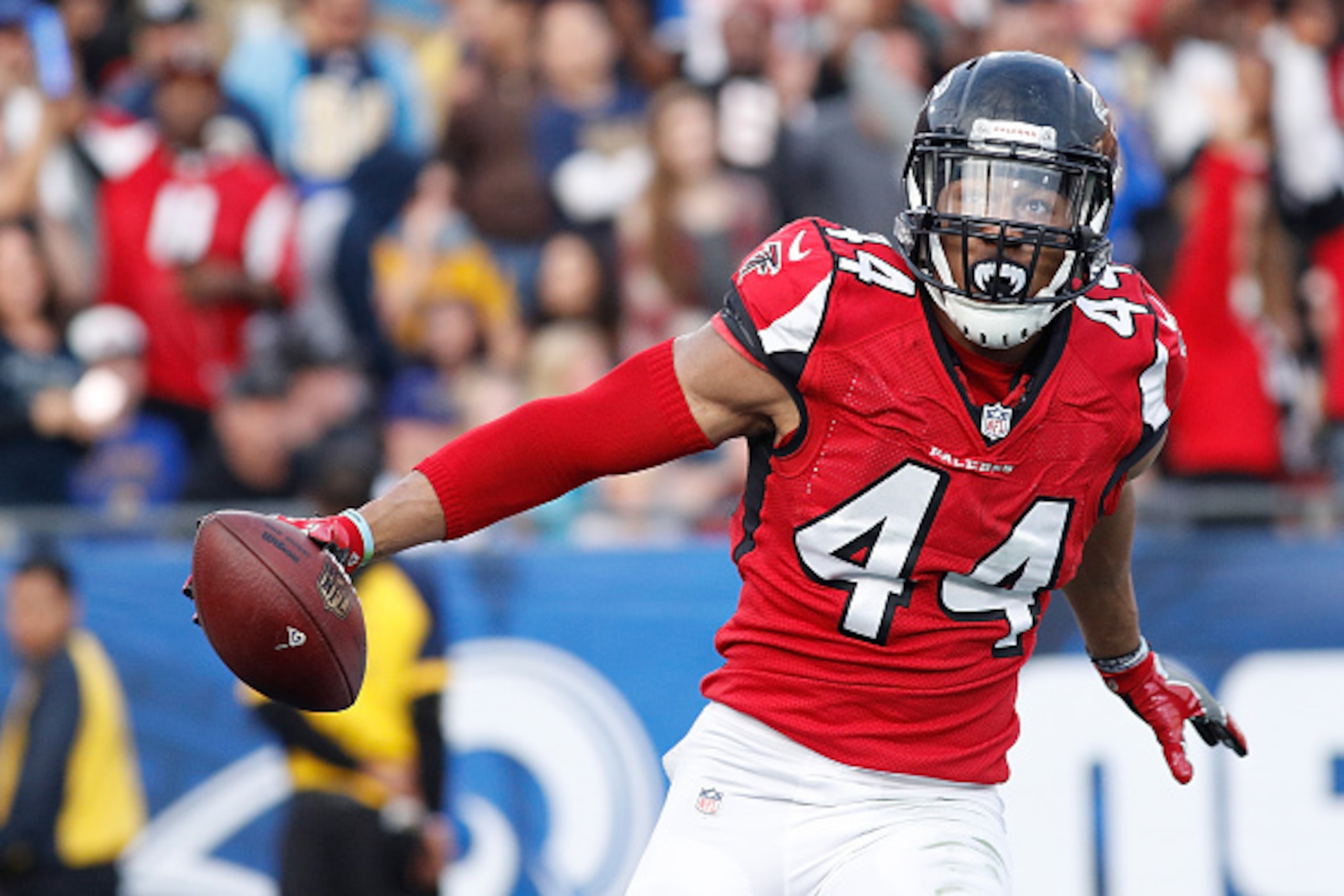 Vic Beasley's 13.5 sacks tie Von Miller's mark for first in the NFL.