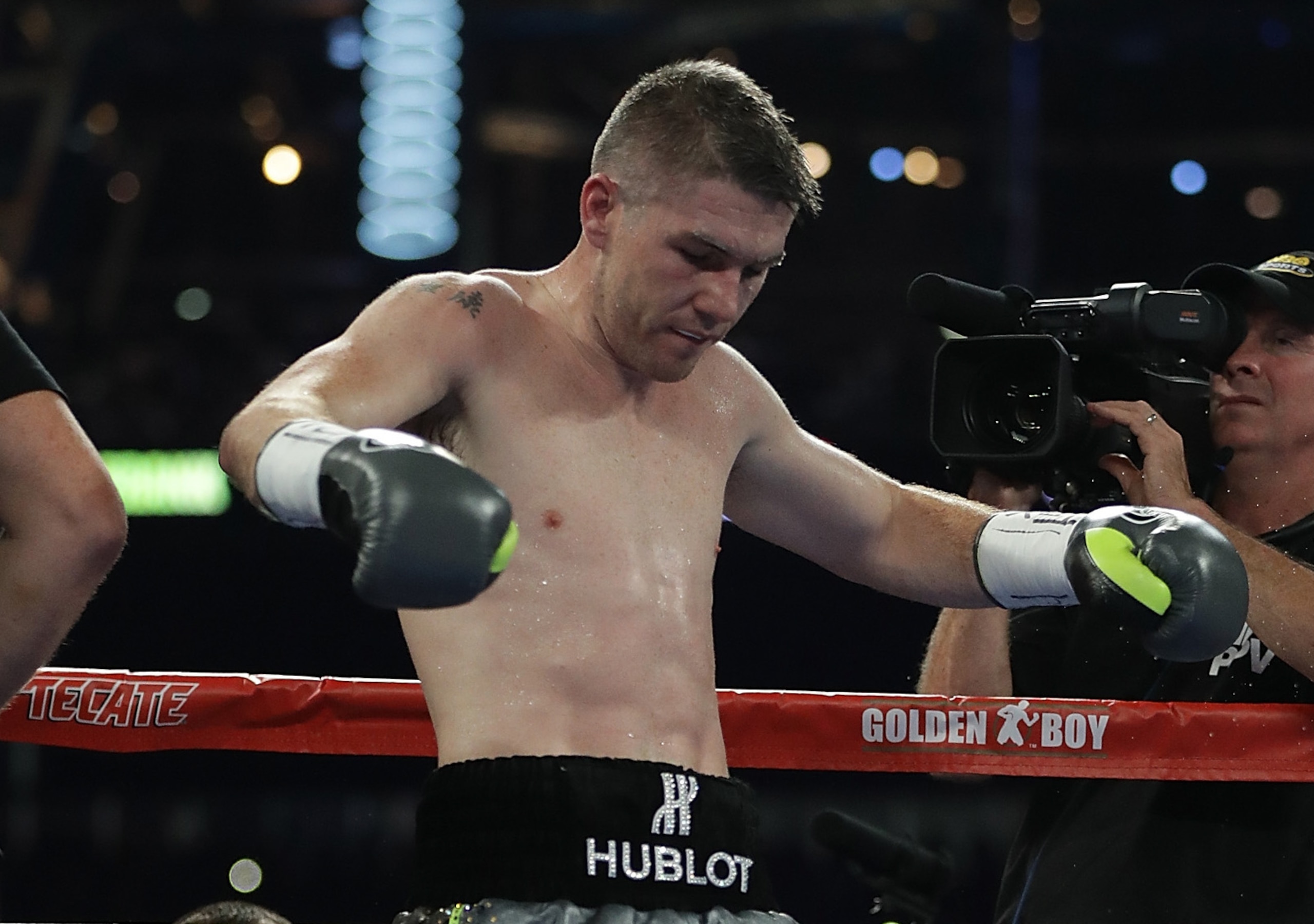 Liam Smith was stopped in Round 9 by Saul Alvarez.