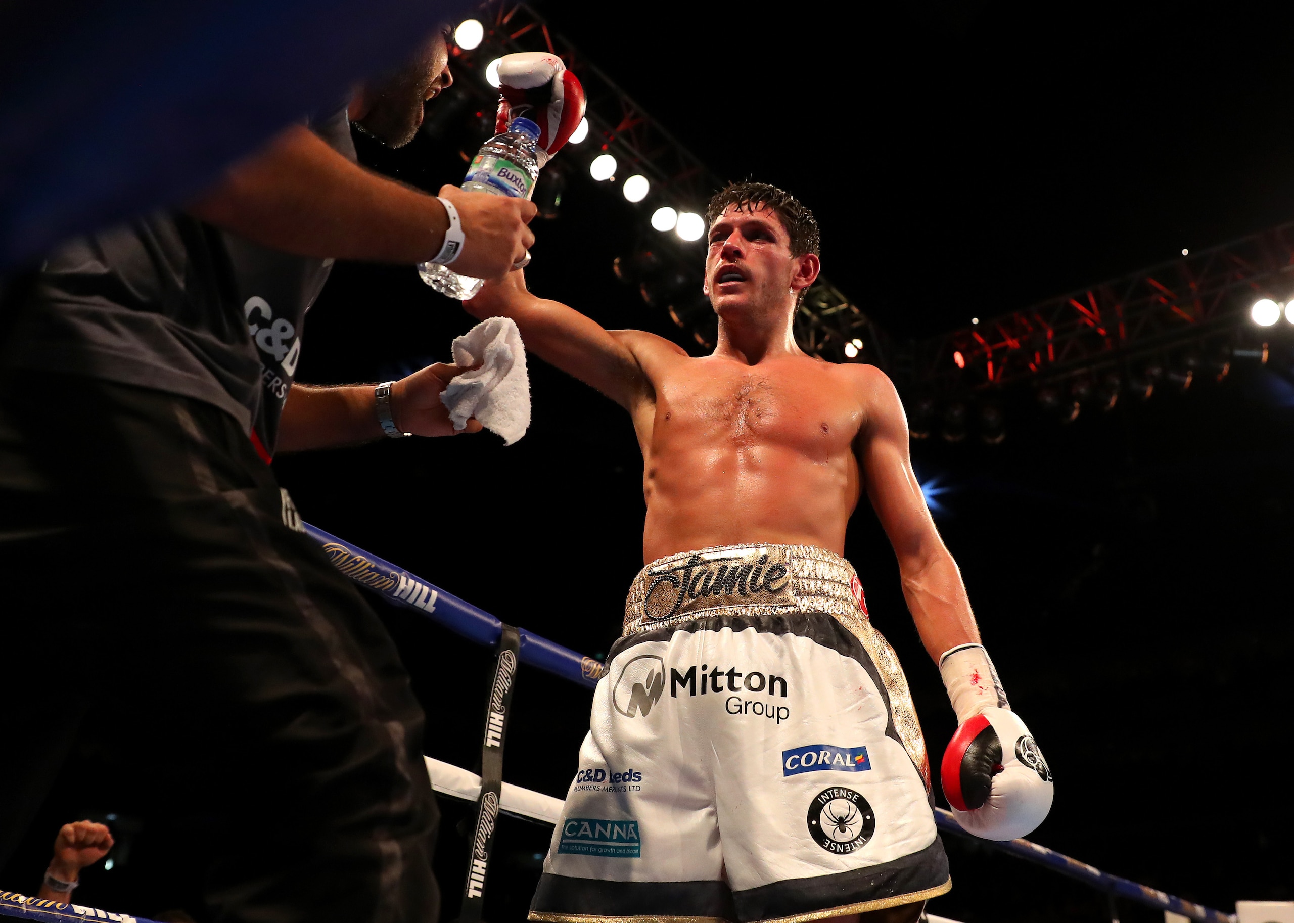 Jamie McDonnell just held on to his title against Liborio Solis.