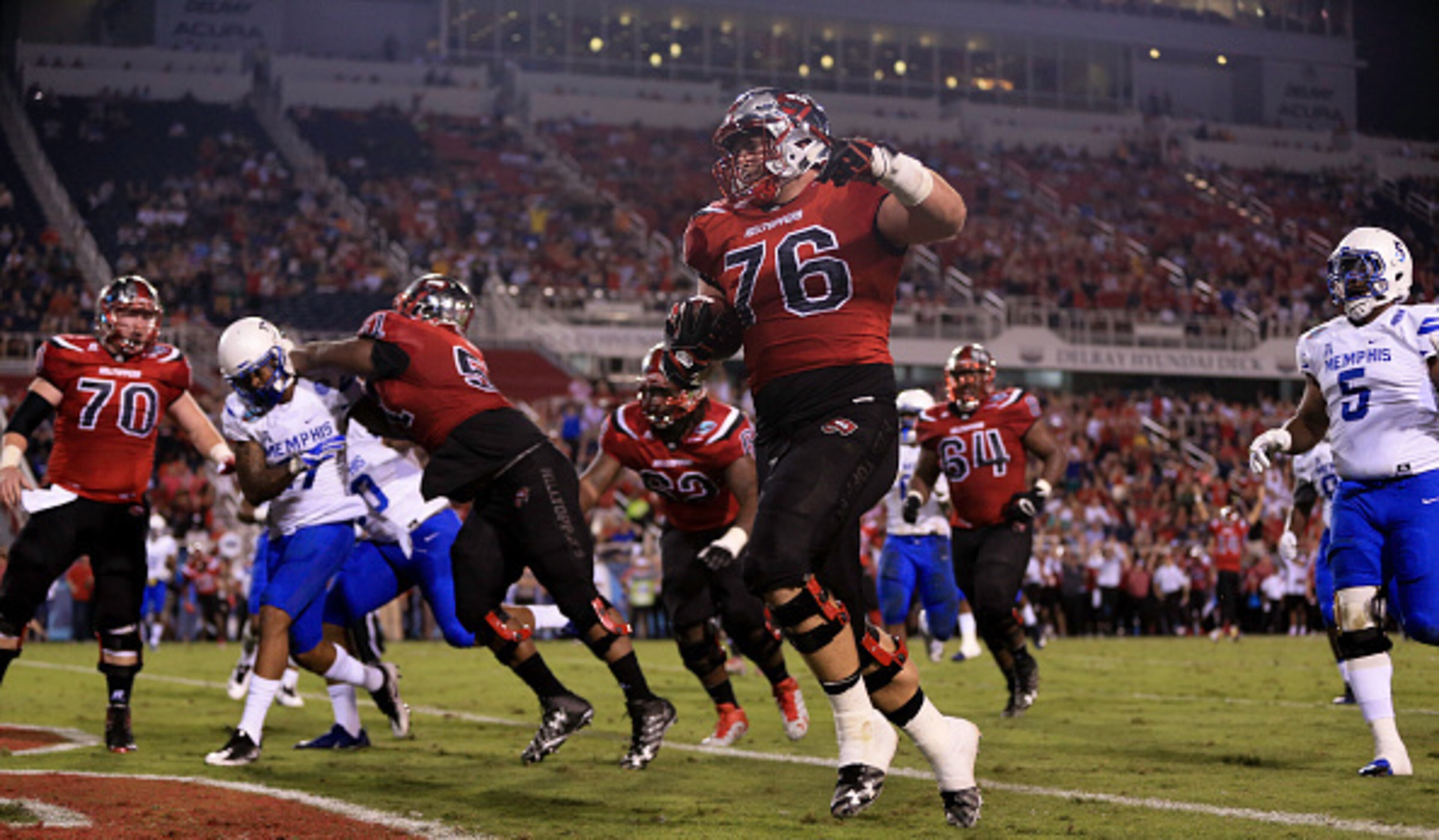 Western Kentucky OL Forrest Lamp