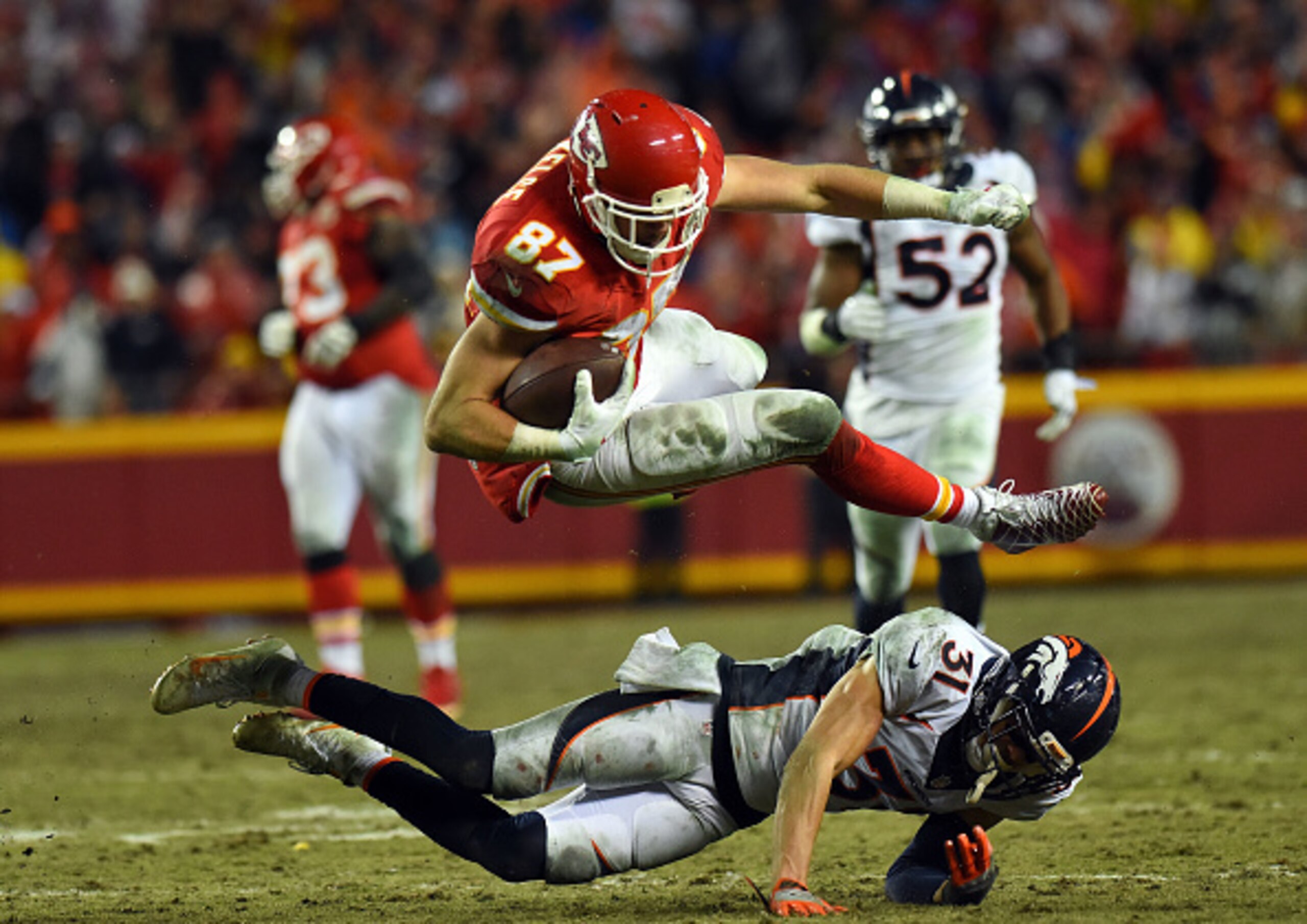 Travis Kelce leads all tight ends in receptions and receiving yards this season.