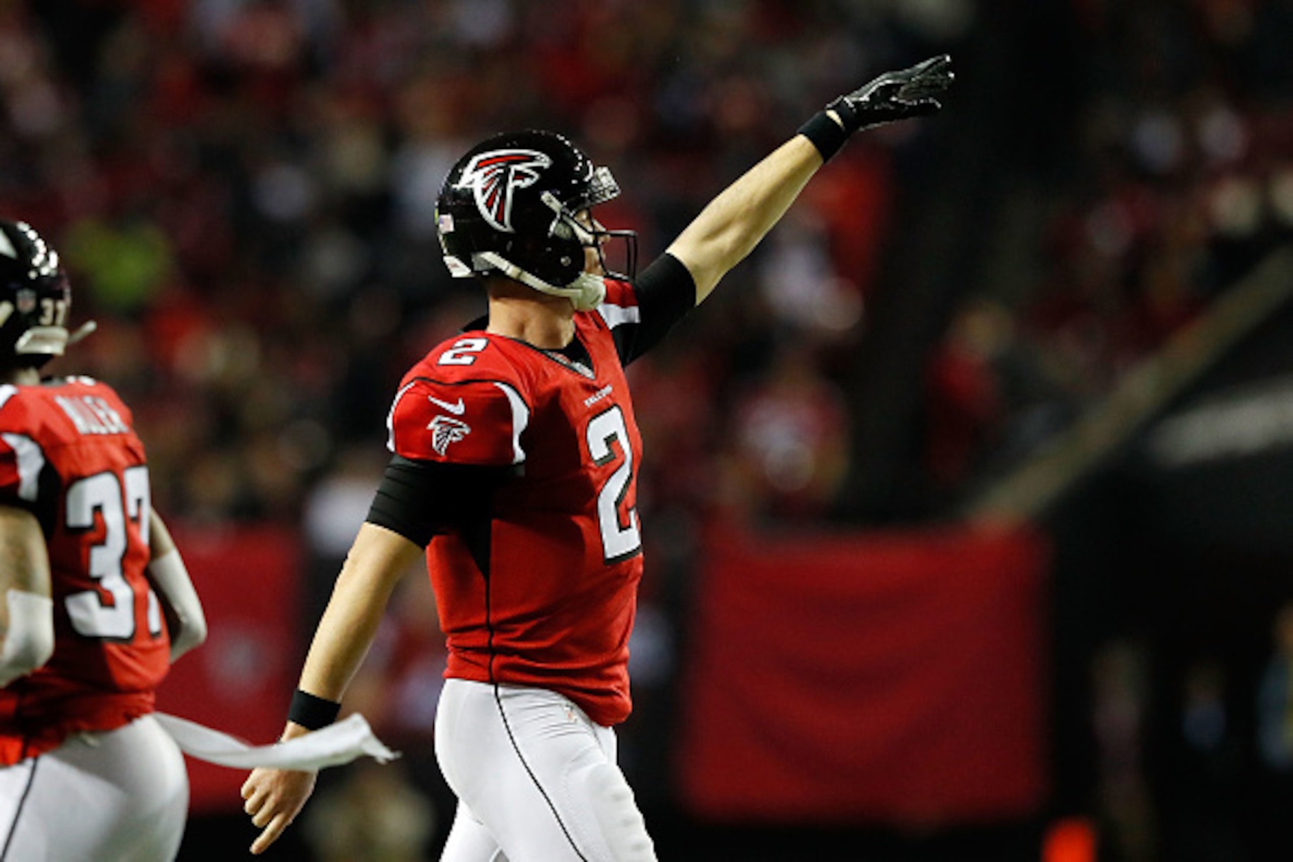 Matt Ryan leads the Atlanta Falcons into their first NFL playoff appearance since 2012.