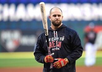 Mike Napoli could fill the Texas Rangers' need at first base/designated hitter.