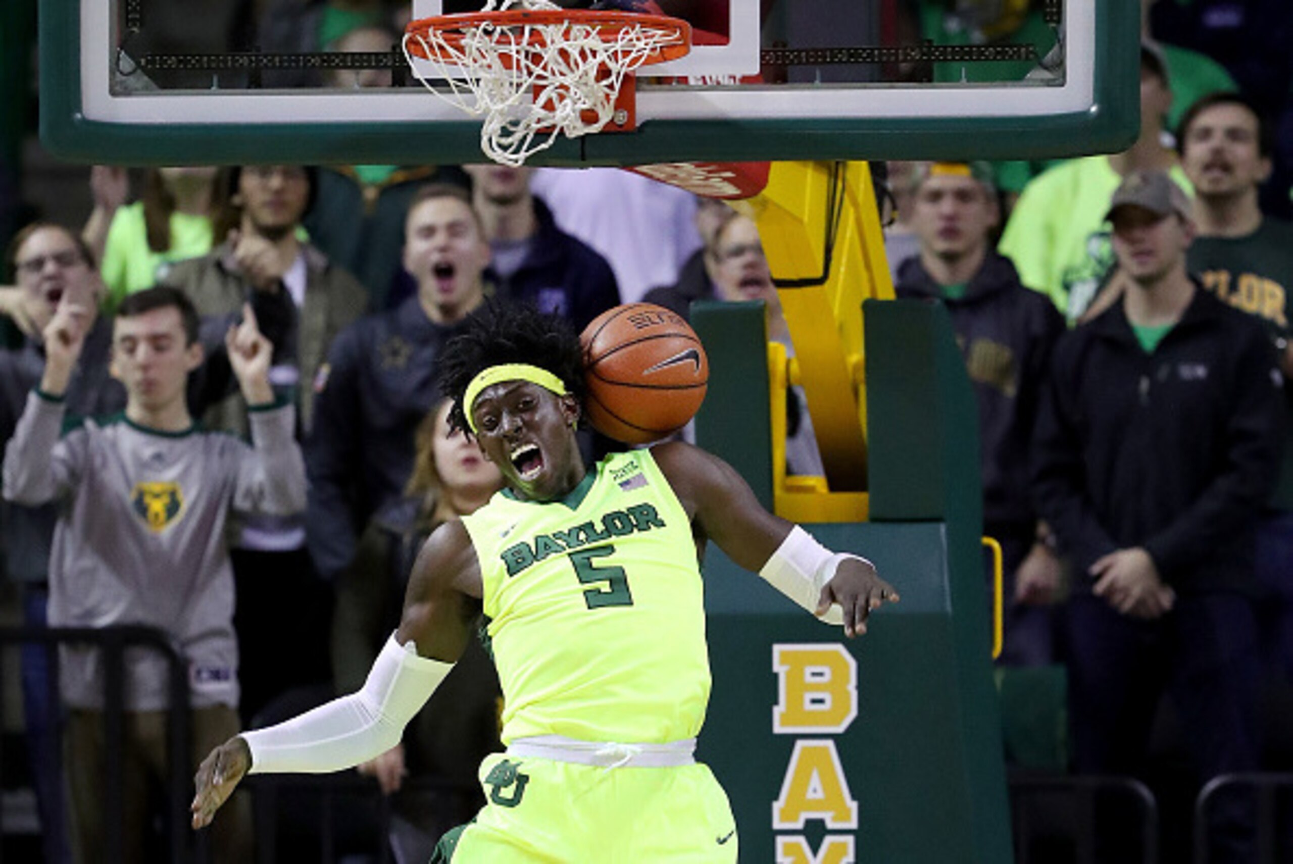Johnathan Motley now plays for the No. 1 team in the AP Top 25.