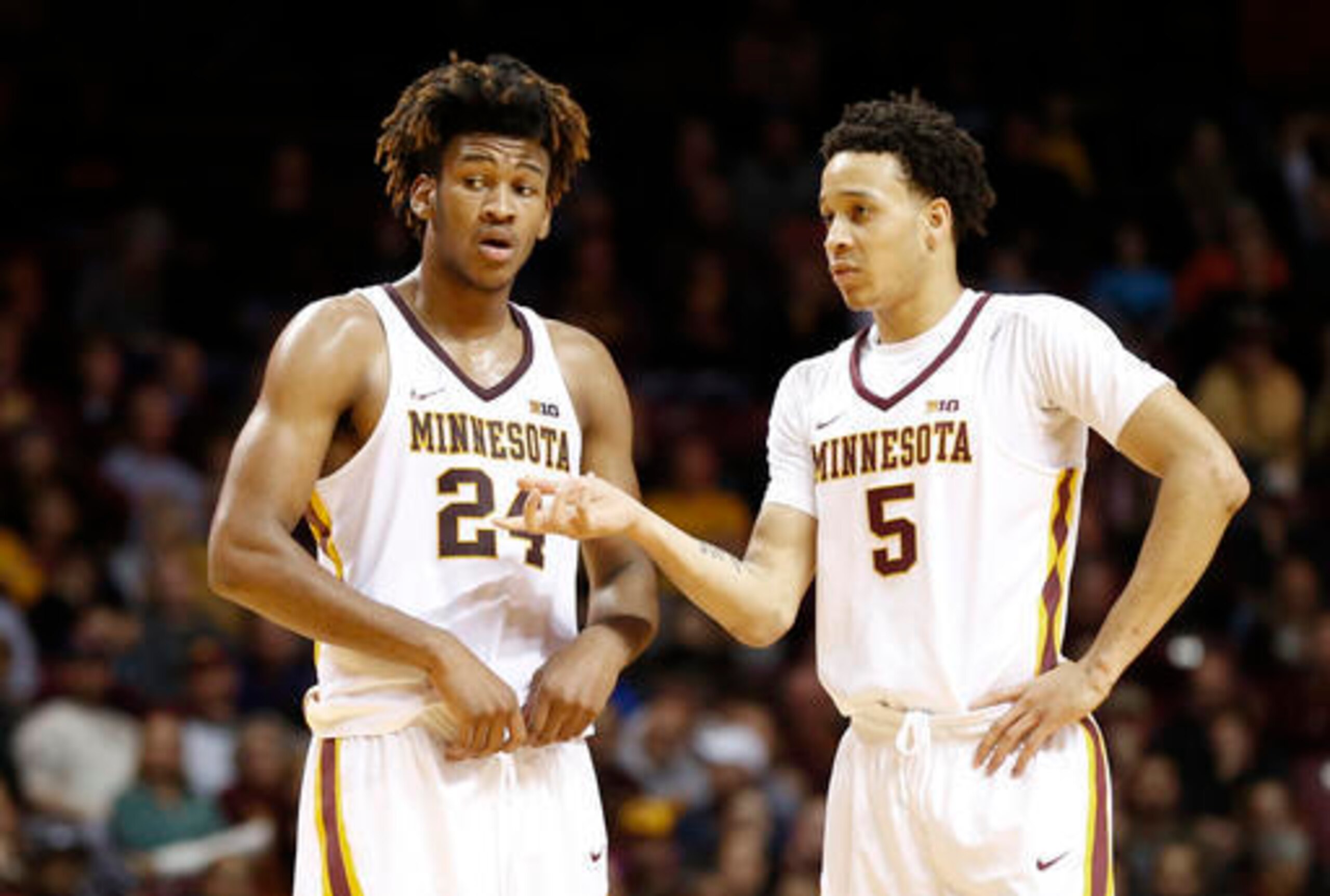 Amir Coffey (5) and Eric Curry (24) have been a great freshman duo for Minnesota.