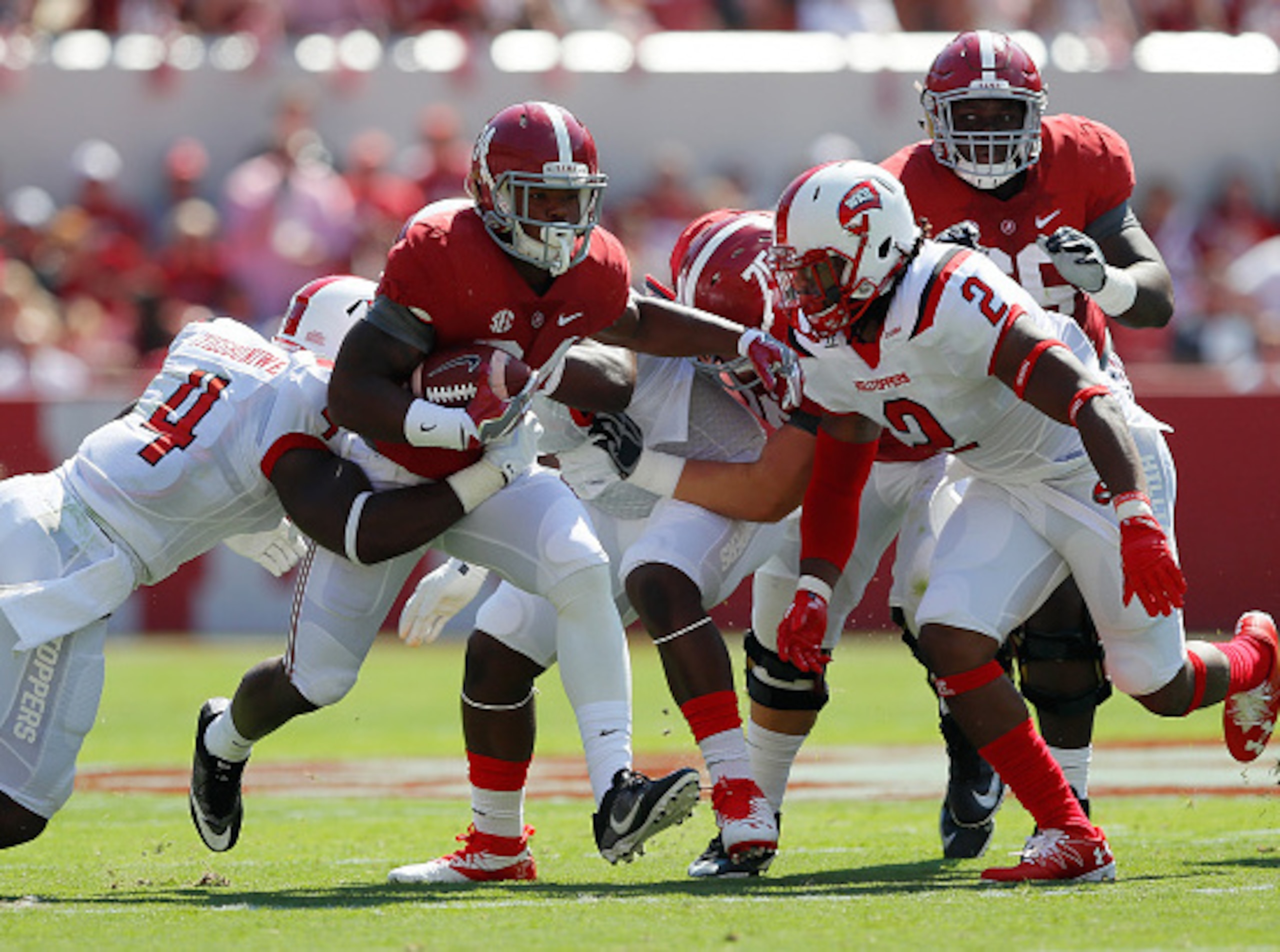 Lester Cotton, right, made two starts at left guard and three at right guard in 2016.