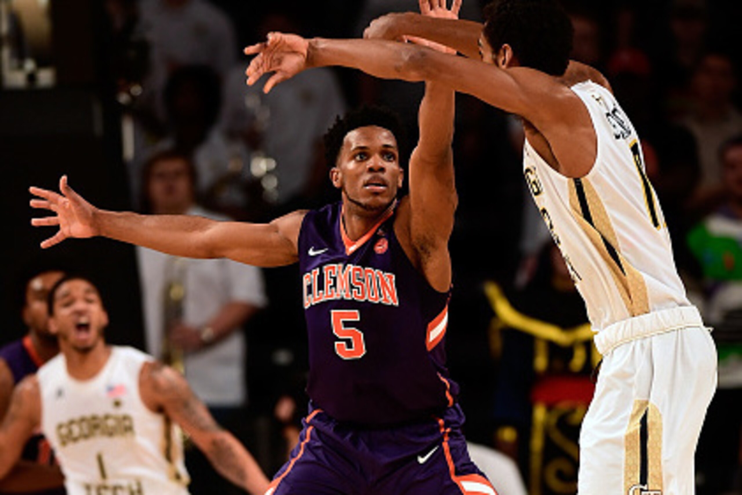 Jaron Blossomgame and the Tigers haven't won yet in 2017.