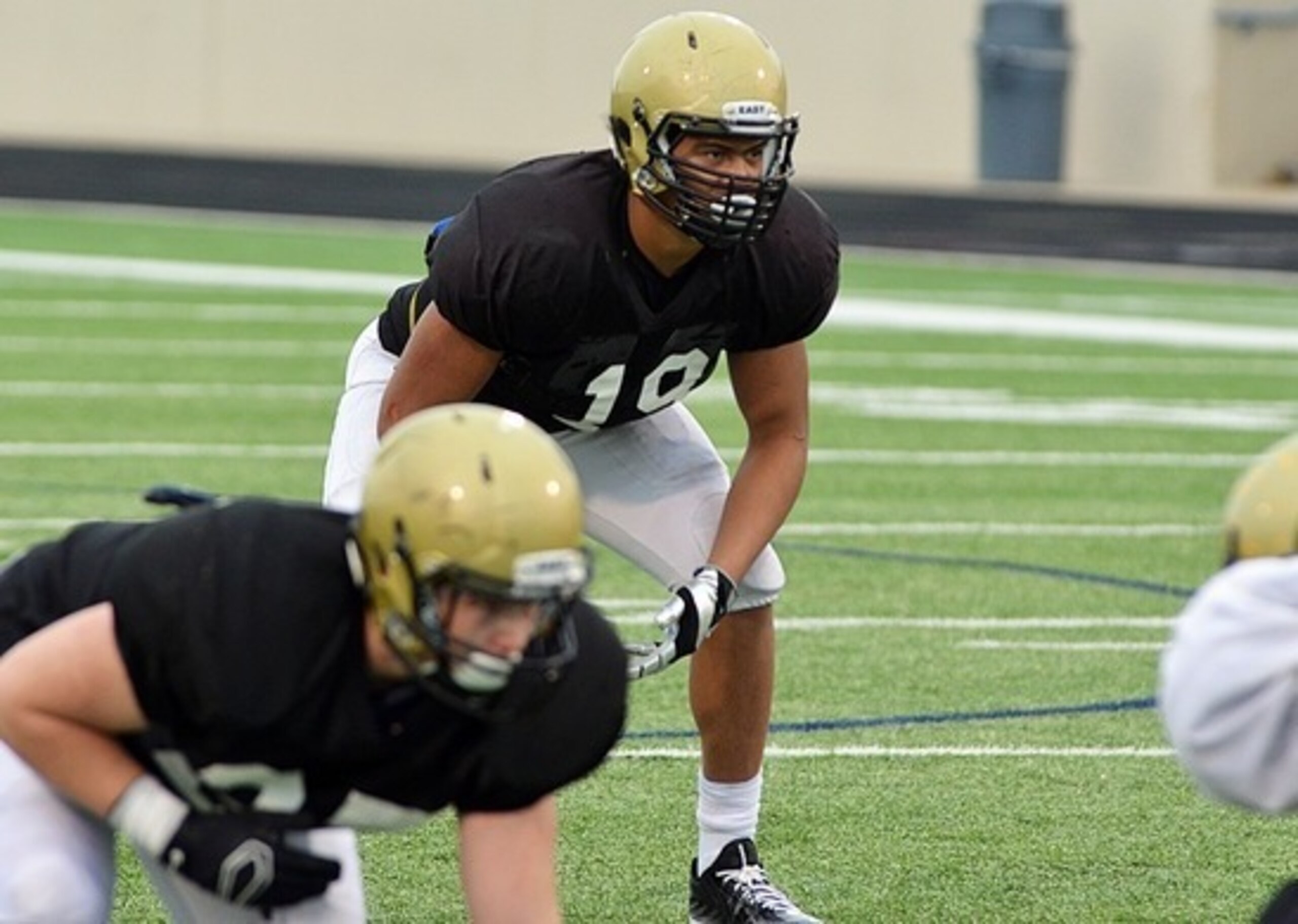 LB Anthony Hines