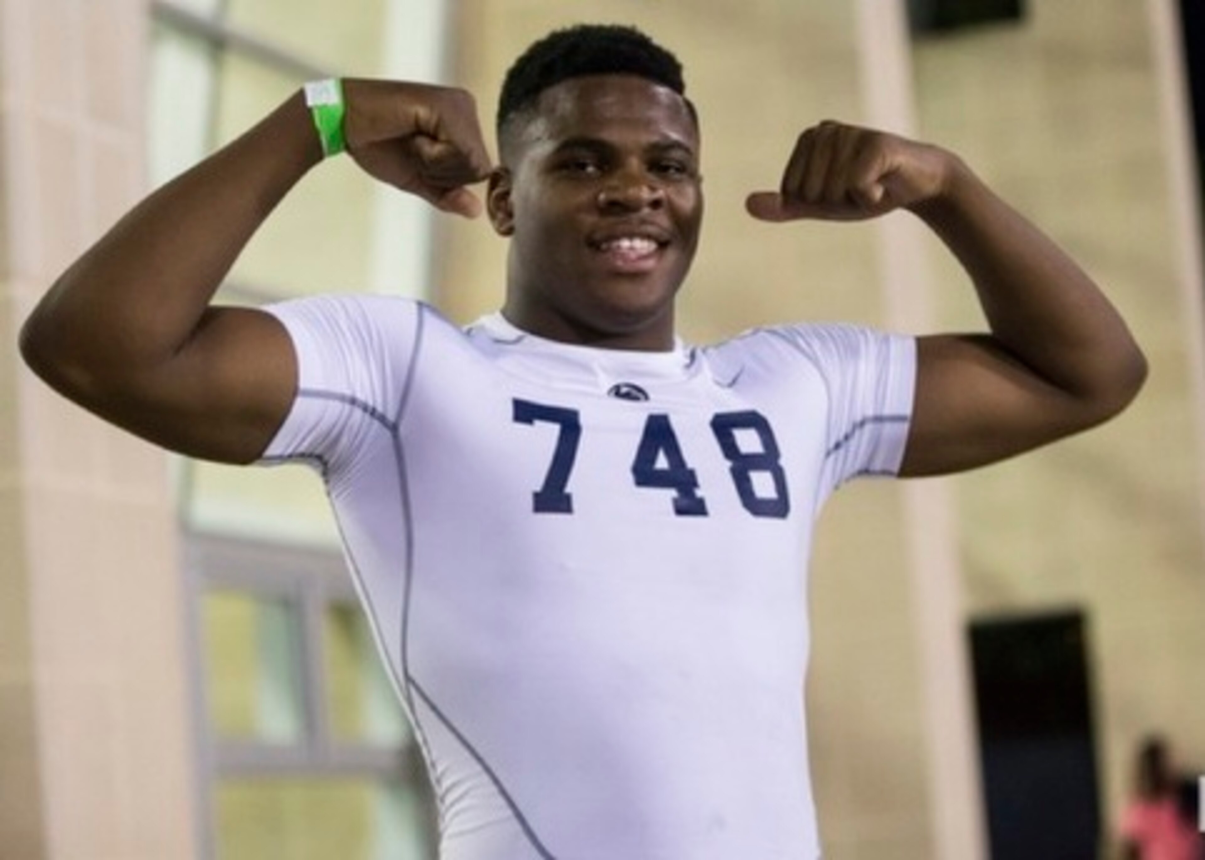 DE Micah Parsons