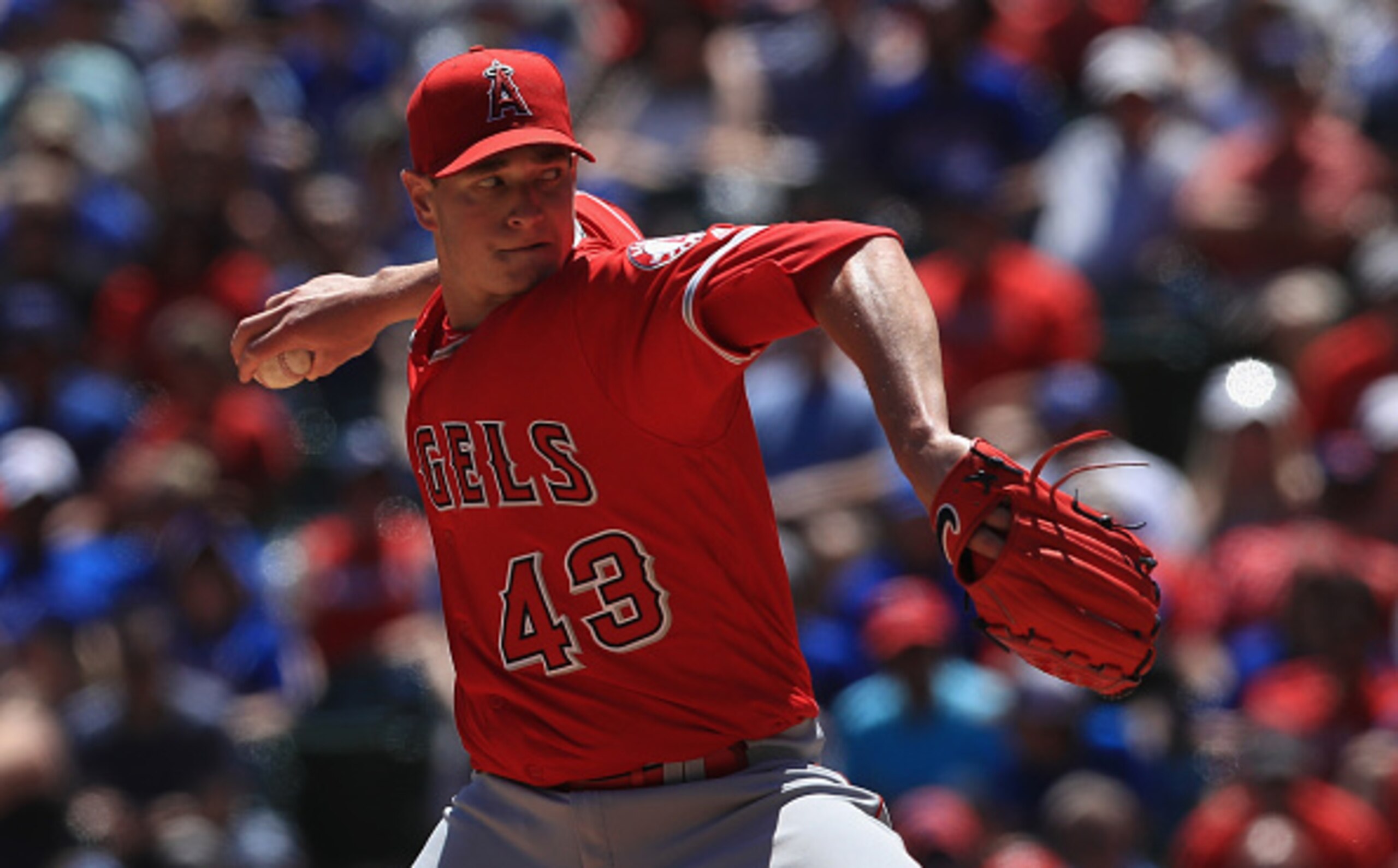 ARLINGTON, TX - MAY 01:  Garrett Richards #43 of the Los Angeles Angels throws against the Texas Rangers in the second inning at Globe Life Park in Arlington on May 1, 2016 in Arlington, Texas.  (Photo by Ronald Martinez/Getty Images)