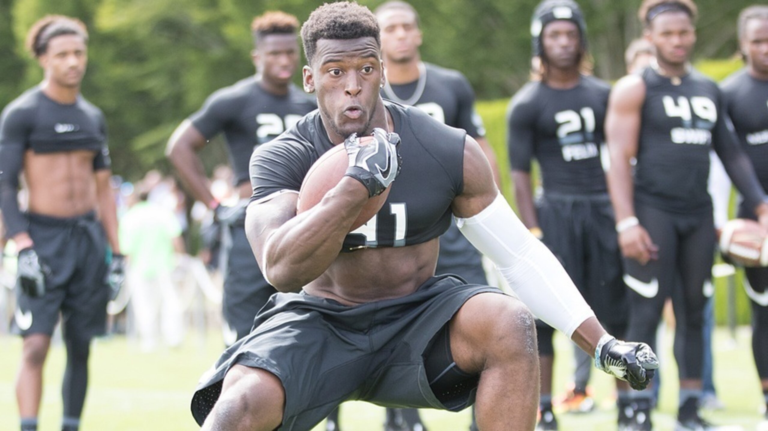 O'Maury Samuels adds some versatility to Michigan's backfield.