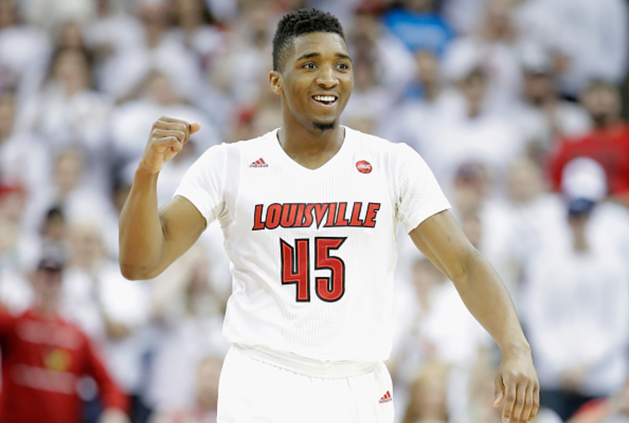 Led by Donovan Mitchell, Louisville has scored at least 85 points in five of its last seven games.