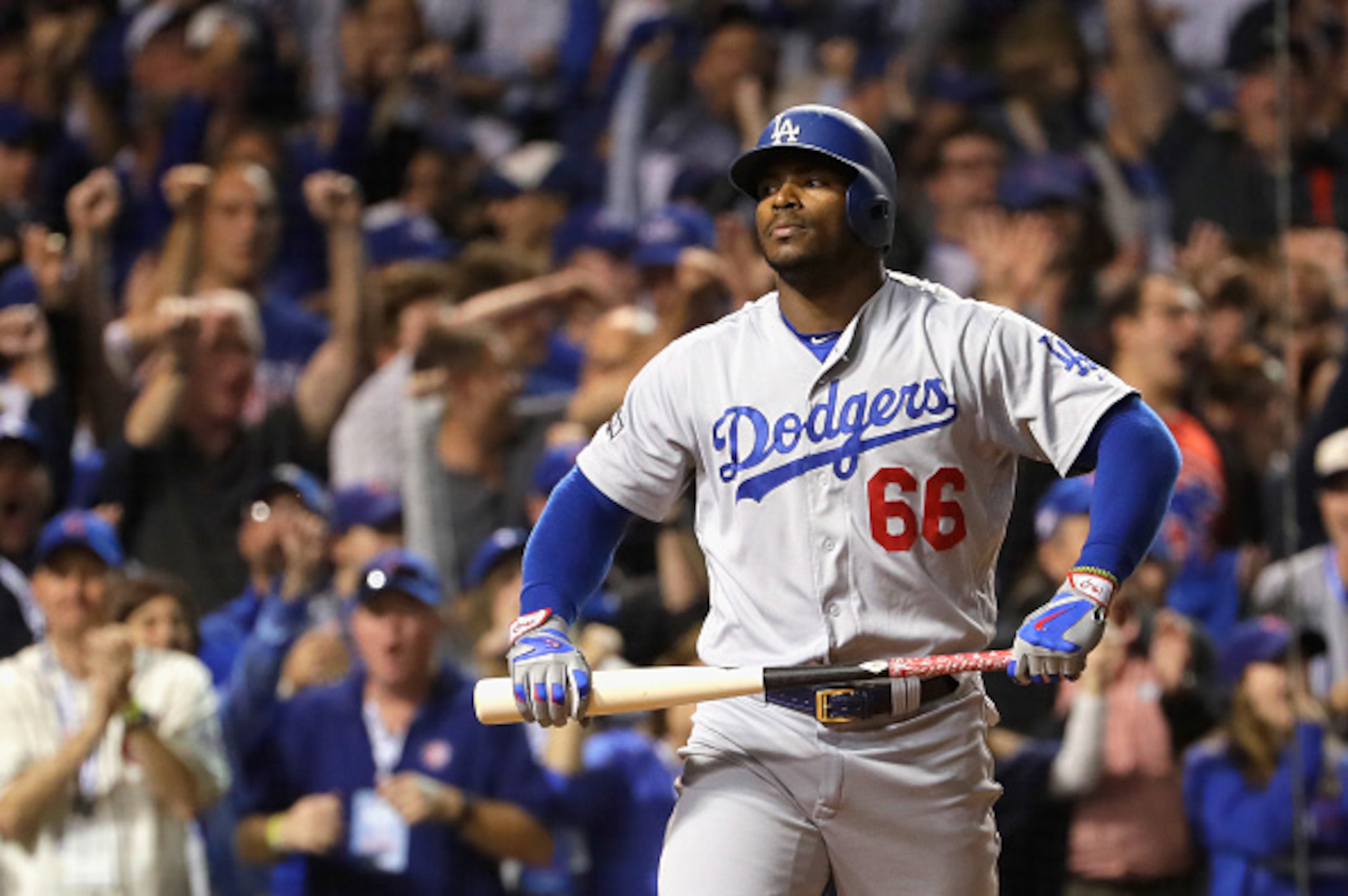 Los Angeles Dodgers right fielder Yasiel Puig