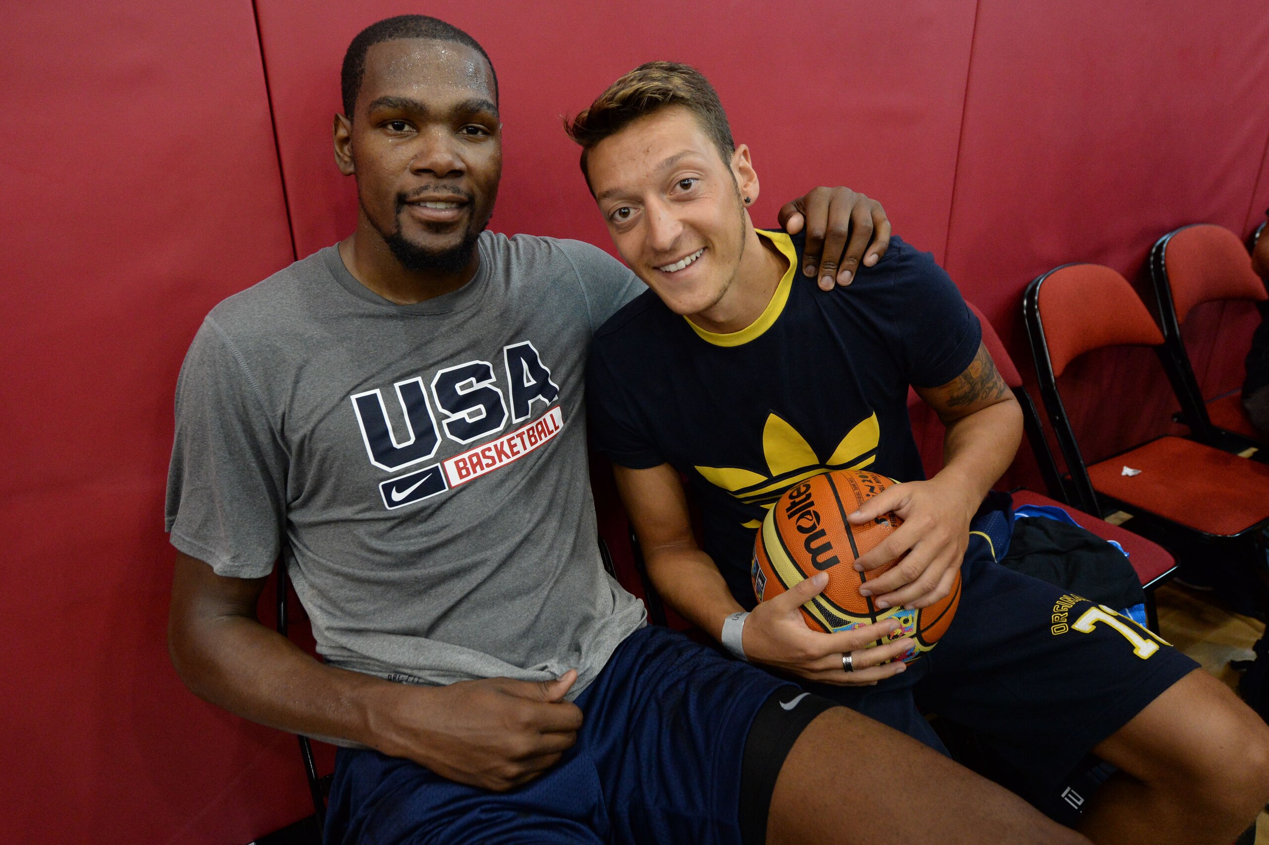 Kevin Durant and Mesut Ozil: Neither will actually be traded before Thursday's NBA deadline.
