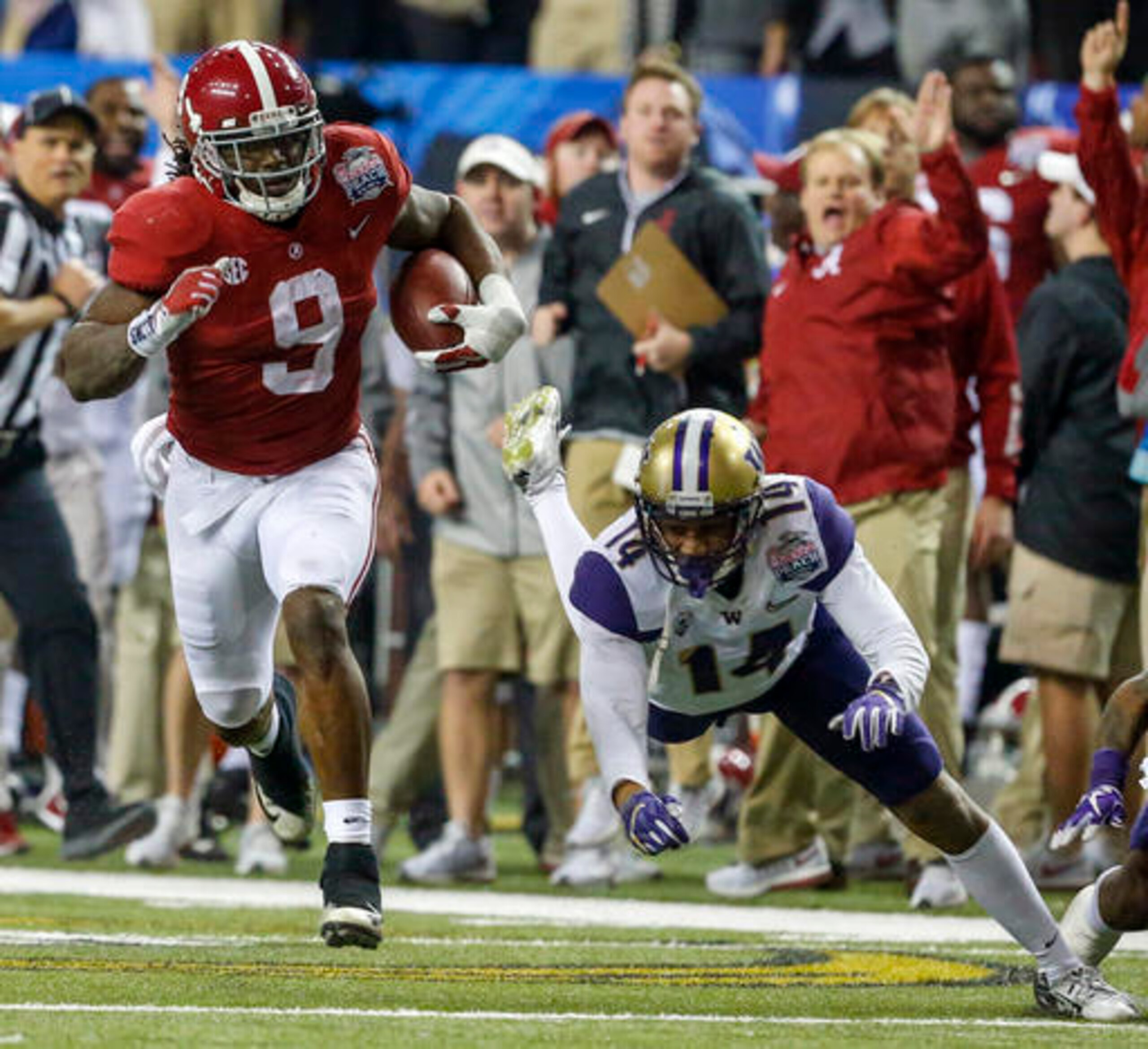 Bo Scarbrough will be a major force in Alabama's offense.