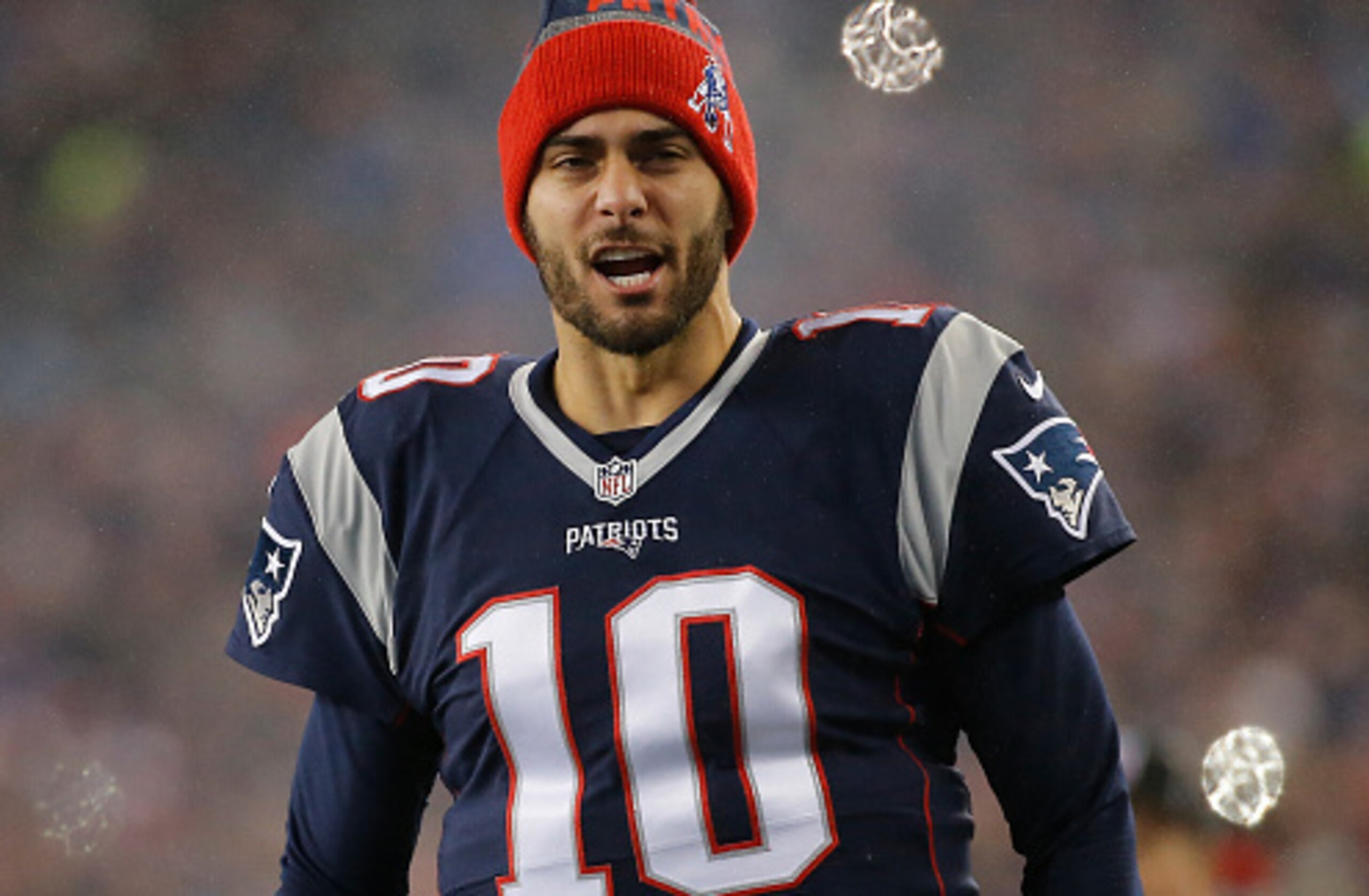 Are the Patriots really intent on keeping Garoppolo? This is something they need to decide this offseason.