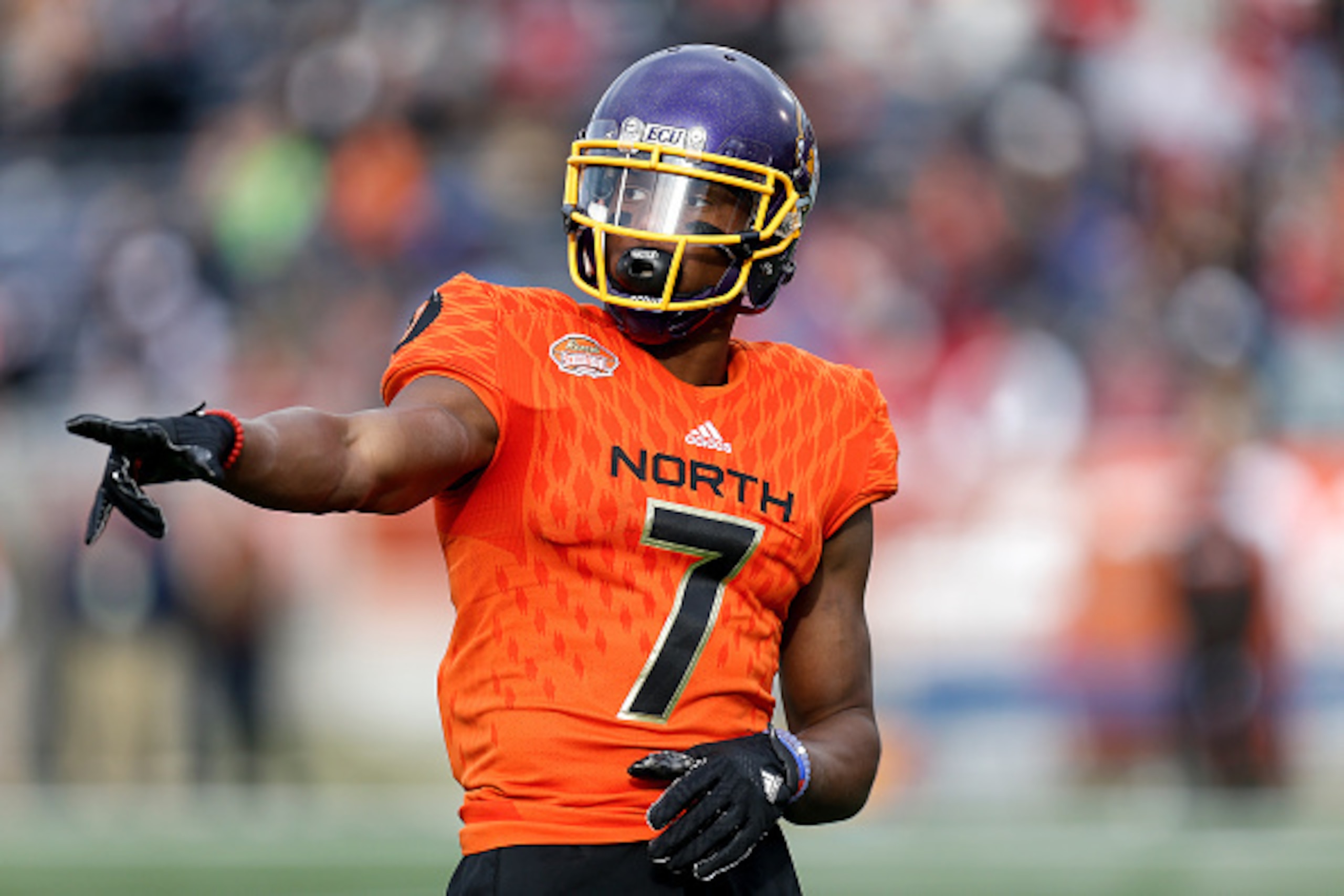WR Zay Jones