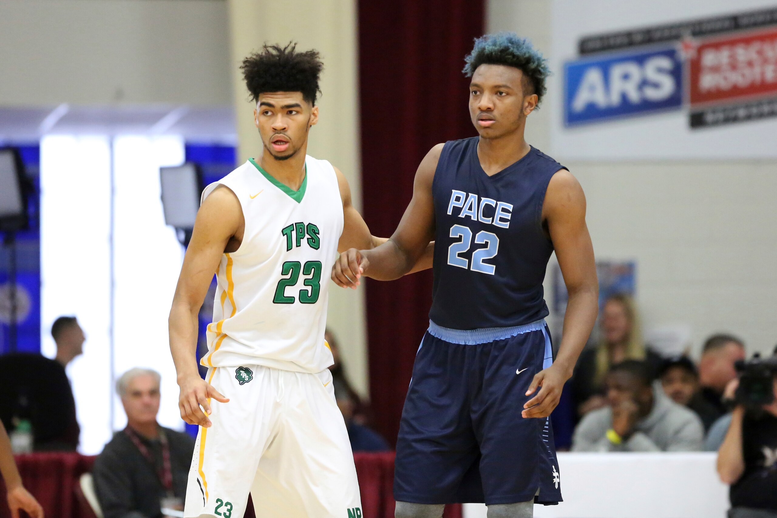 Nick Richards (Kentucky) and Wendell Carter (Duke)