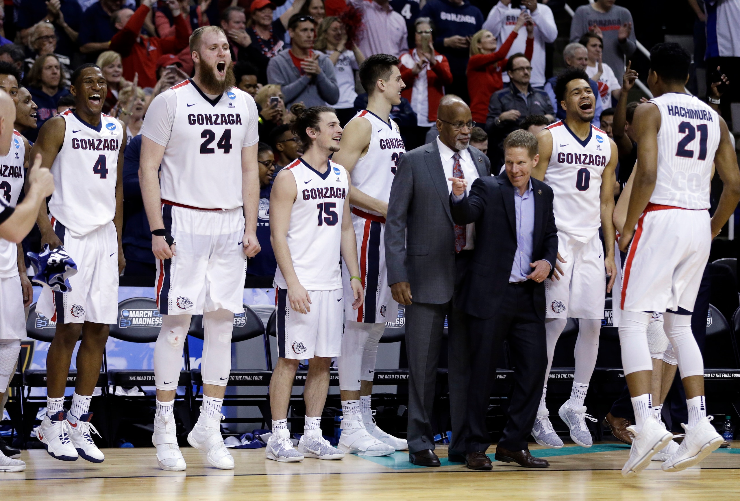 Most of our panel gives the edge to Gonzaga.