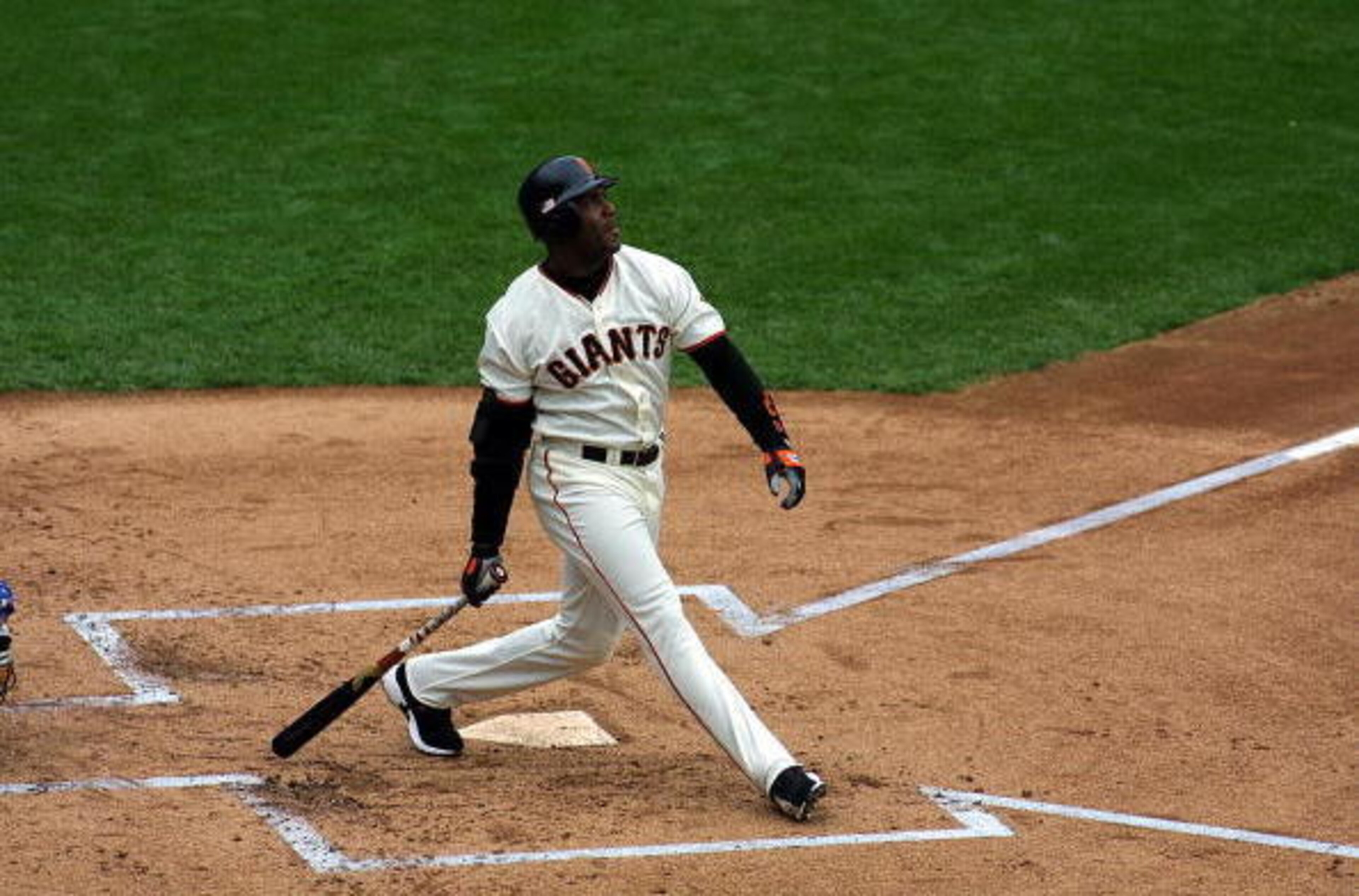 Barry Bonds owns the records for most home runs ever (762) and in a single season (73). Barry Bonds owns the records for most home runs ever (762) and in a single season (73).