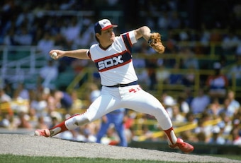 Tom Seaver capped off an eight-hour game by pitching the 25th and final inning for the White Sox.