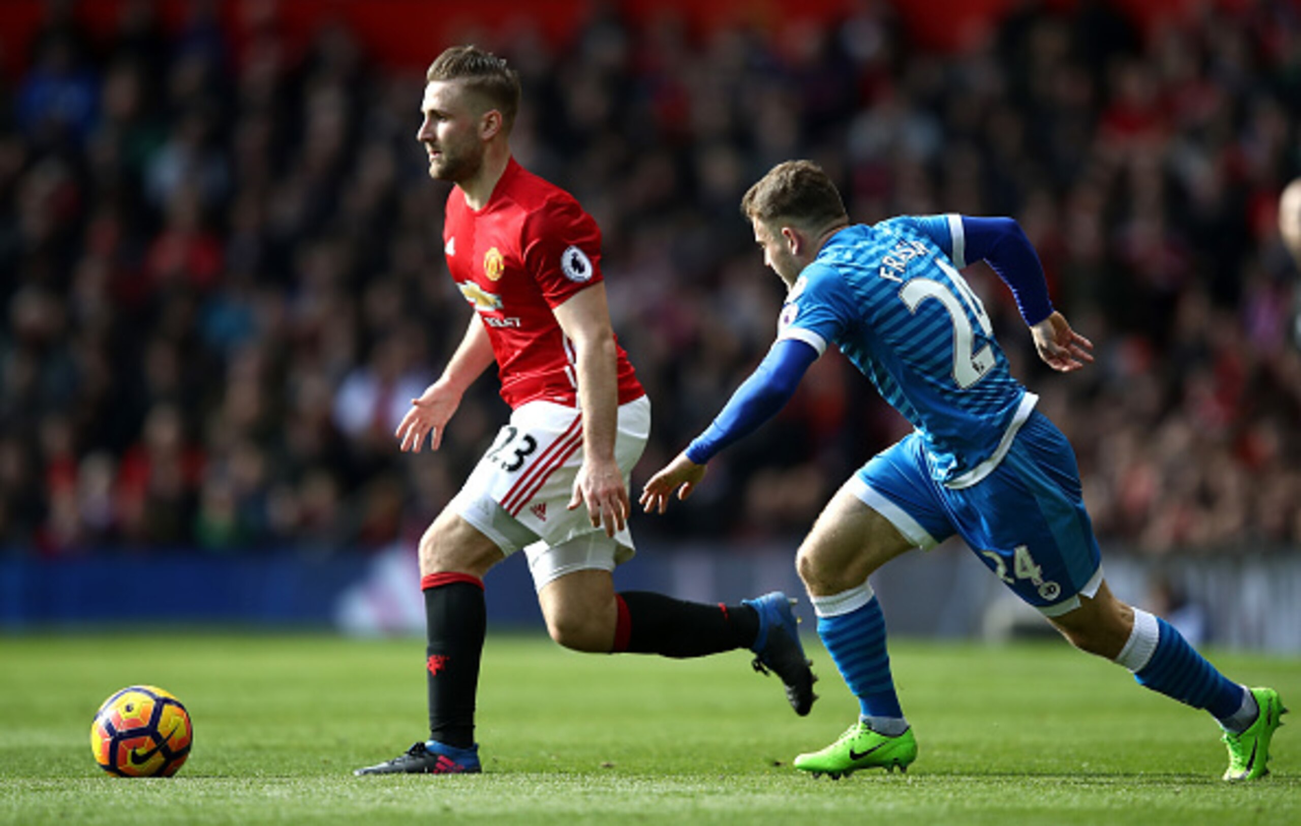 United could extract decent value from their unused young star.